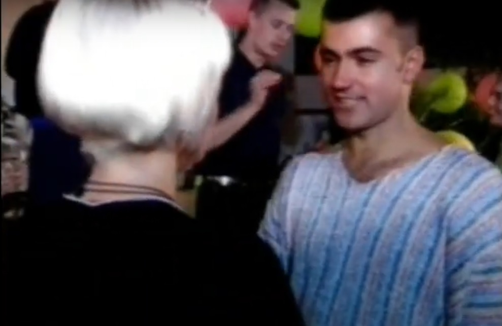 "Uvek je tu kada mi je najteže" Dari Bubamari on je najveća podrška, čak su i delili kadar: "Bila je fora da brat i sestra budu u spotovima" 6 dara bubamara brat