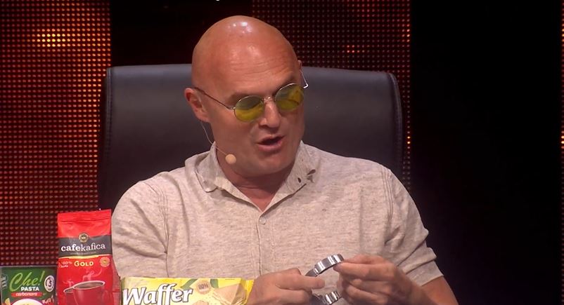 "Ma, terajte se" Marija Šerifović napustila studio usred emisije VIDEO 5 hia