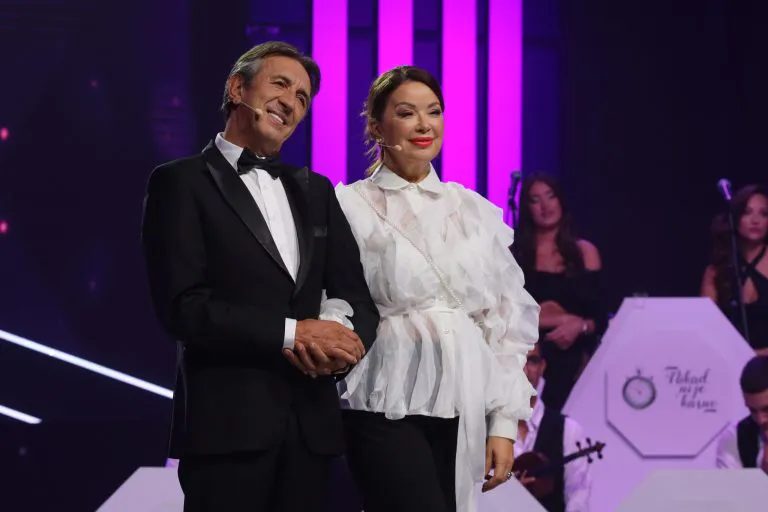 Nezaboravan trenutak u emisiji: Žika Jakšić uhvatio Draganu Katić za ruku, a Mare jednom rečenicom nasmejao sve do suza 8 image 1 18