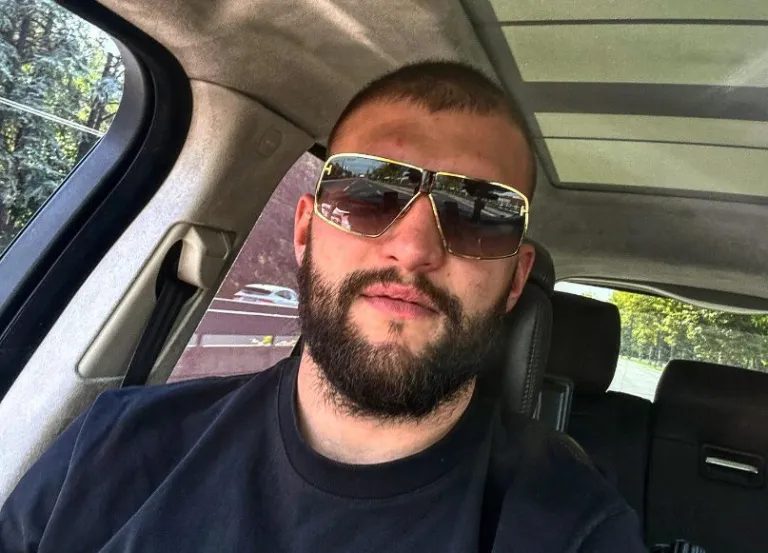 "Otekle su mi ruke": Veljko Ražnatović doživeo veliku povredu, bokser trpeo nesnosne bolove 10 image 8 2
