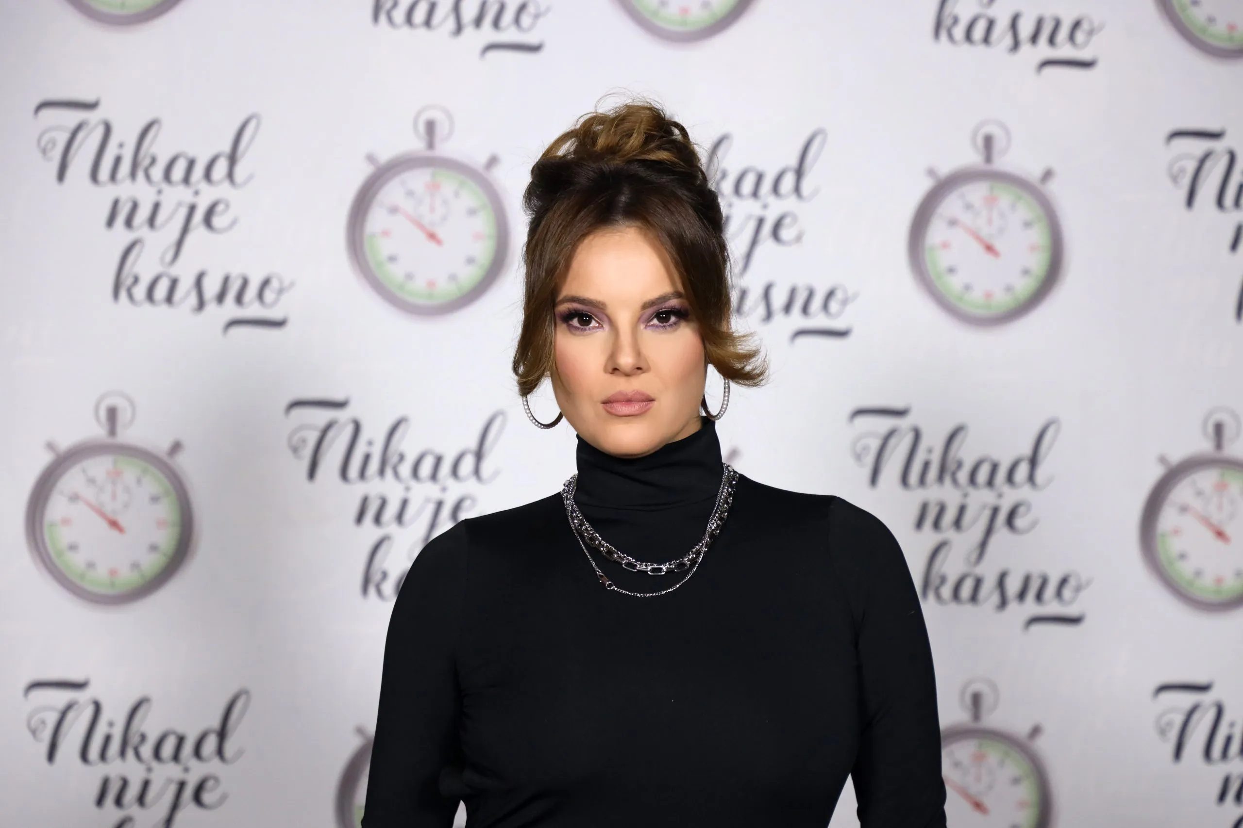 "Putevi nam se ponovo spajaju": Slavica Ćukteraš iskreno o odnosu sa Žikom Jakšićem, pa otkrila sve o finansijama 7 image
