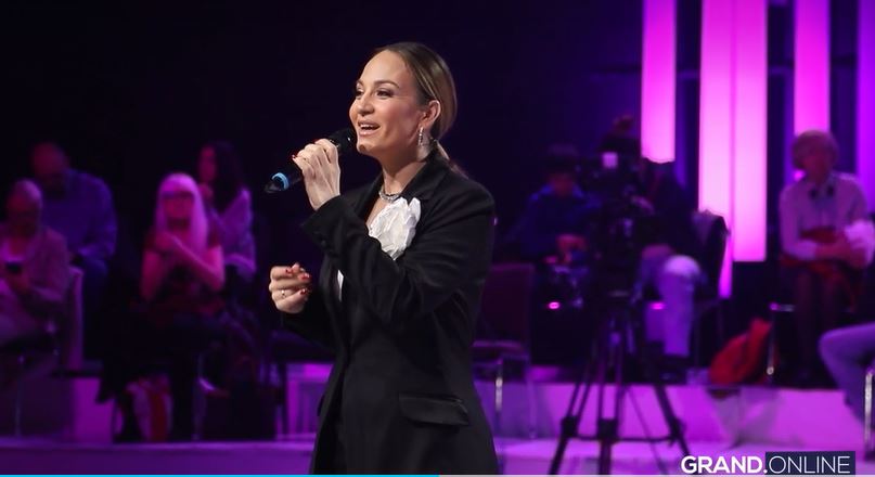 Šta se stvarno dešava iza scene Nikad nije kasno: Otkrivamo detalje pred početak emisije VIDEO 7 jt