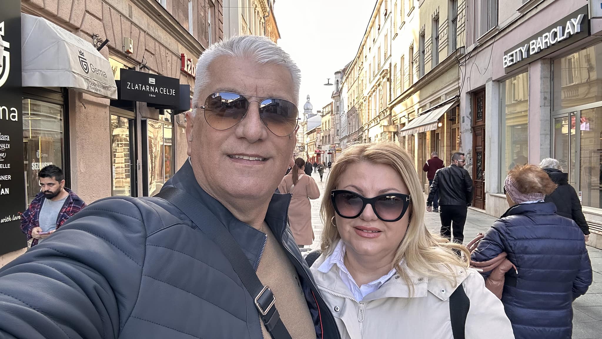Nevres Hadžić imao intervenciju, objavio sliku sa doktorkom, evo u kakvom je stanju 5 nevres hadzic