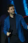 Stefan Petrušić ispunio želju Žiki Jakšiću i usijao mreže: "Vraćajte ga na scenu, bolji je od Čole" (VIDEO) 31 stefan petrusic 2