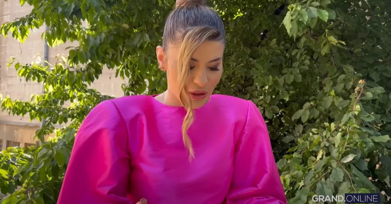 U zenitu karijere spremna za penziju? Pevačica (34): "Želim da se posvetim majčinstu da me ne grize savest" VIDEO 9 tamara ciric 2