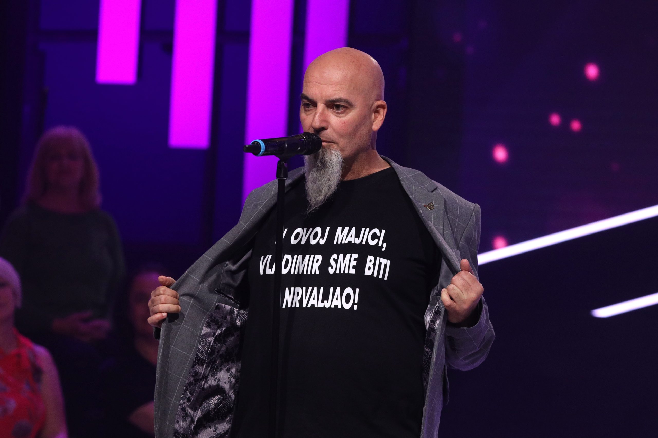 Takmičar otkrio tajnu natpisa na majici koja je napravila pometnju u emisiji: "To mi je najveća vodilja" VIDEO 7 0A0A0579