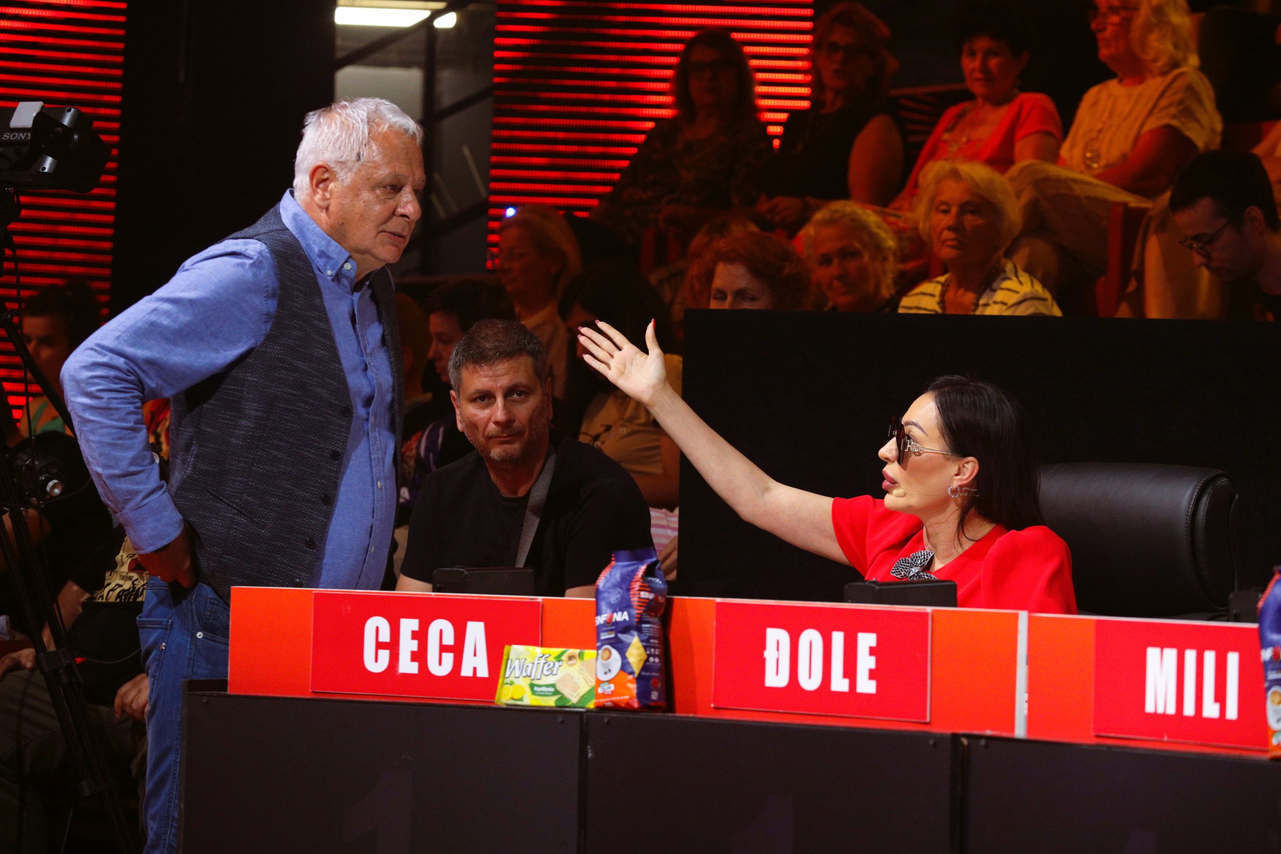 "Alo bre, šta je ovo? Je l’ ima žiri neki uticaj?" Ceca zapretila direktoru produkcije zbog svog kandidata 8 0A0A1189