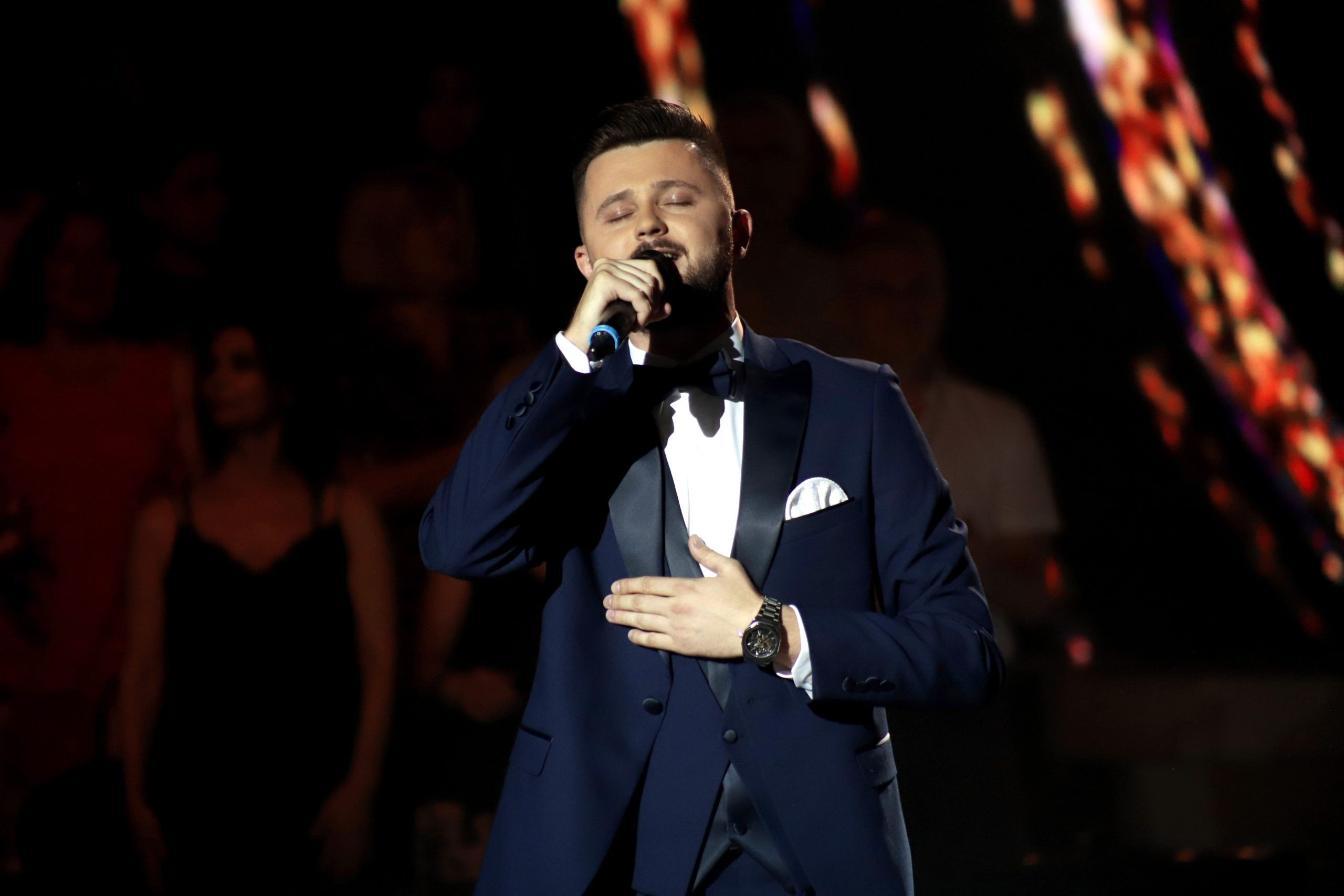 Ahmed Sejfić otkrio koliko su mu Zvezde Granda promenile život: "Pamtiću to do kraja života" 5 AHMED SEJFIC ZG FINALE 0 2 ok2