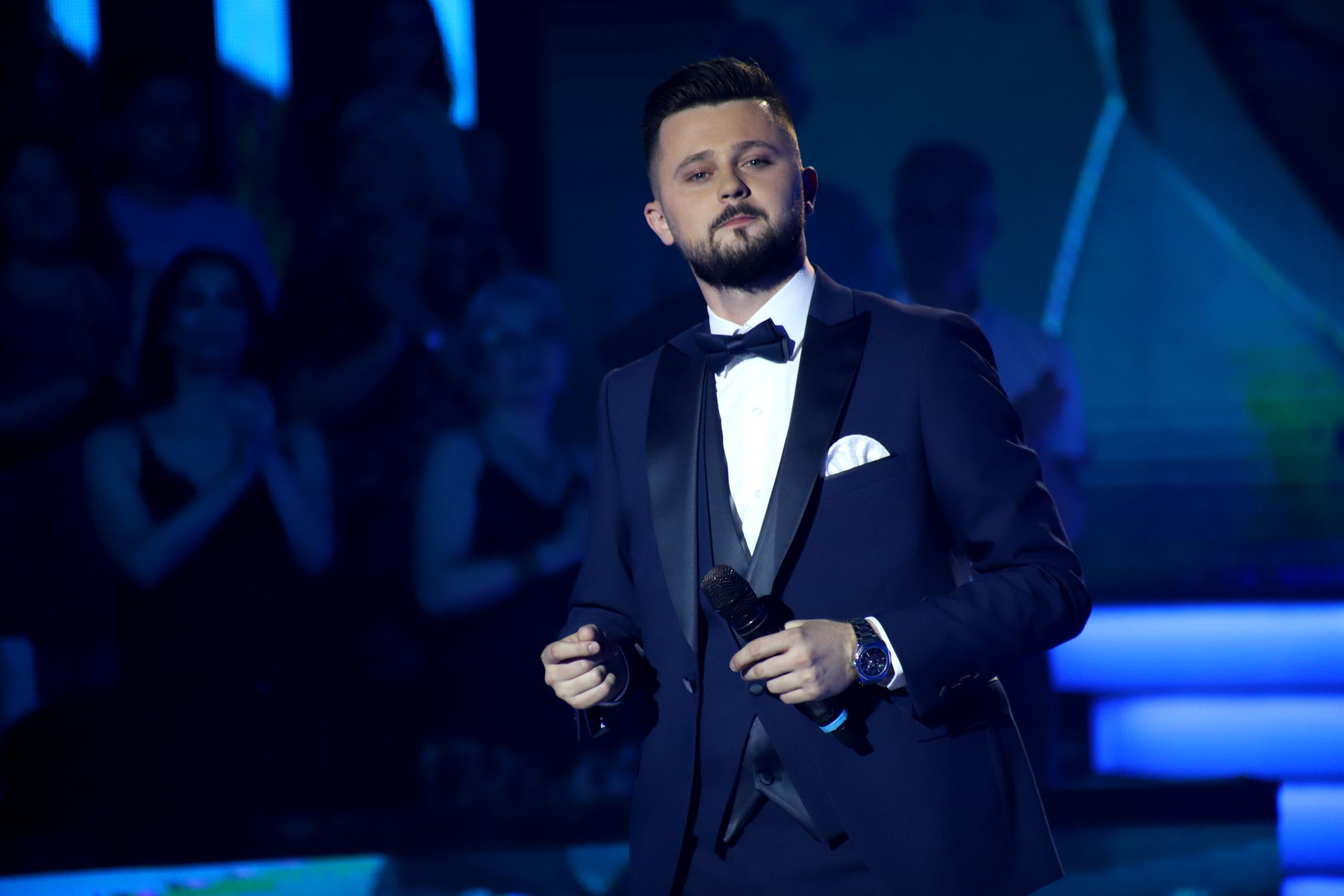 Uživo Zvezde Granda: Prvo finale bez Saše Popovića, publika bira novu zvezdu 23 AHMED SEJFIC ZG FINALE 3 ok