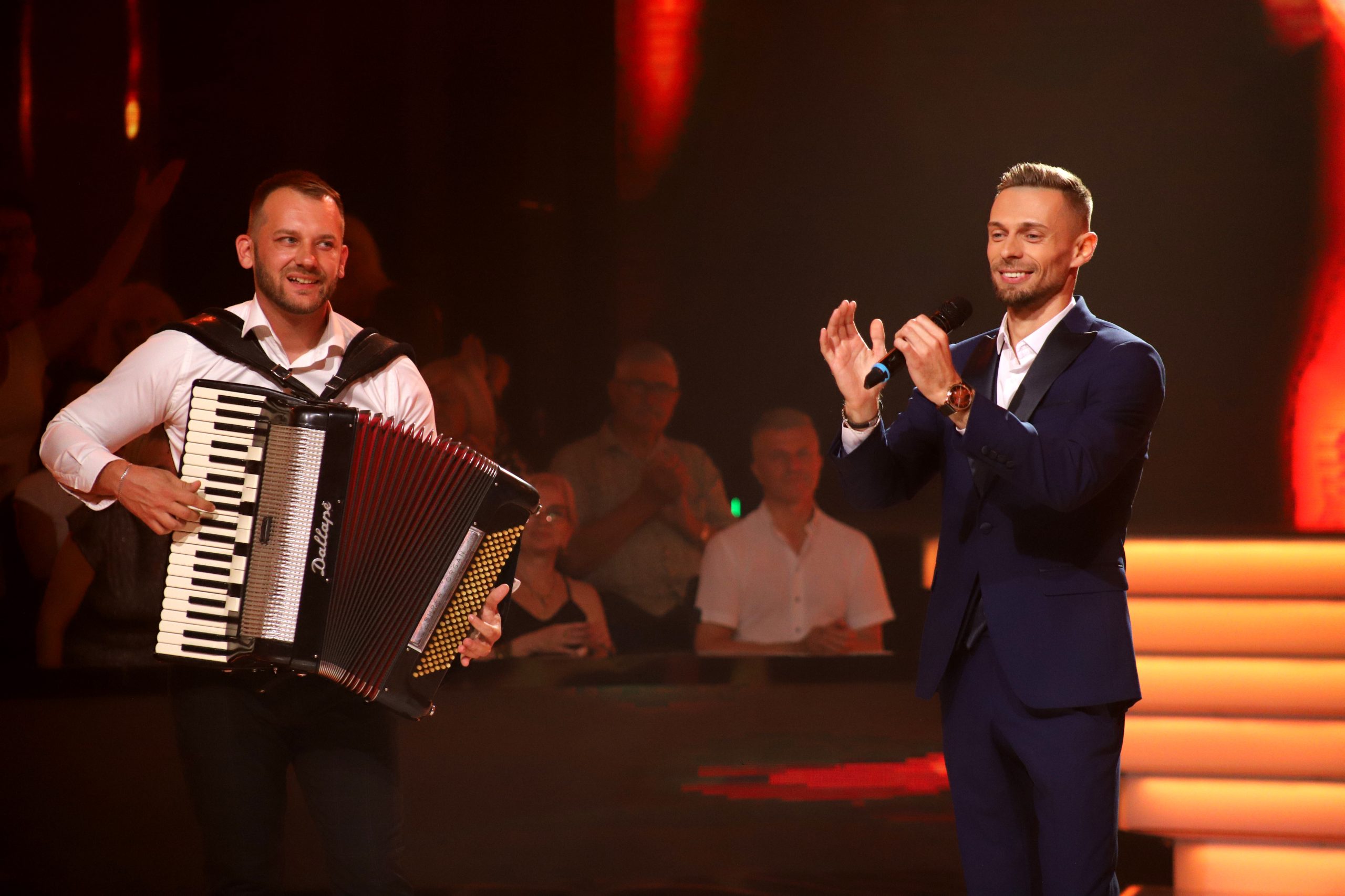 Uživo Zvezde Granda: Prvo finale bez Saše Popovića, publika bira novu zvezdu 26 ALADIN PEHIC ZG FINALE 7 ok
