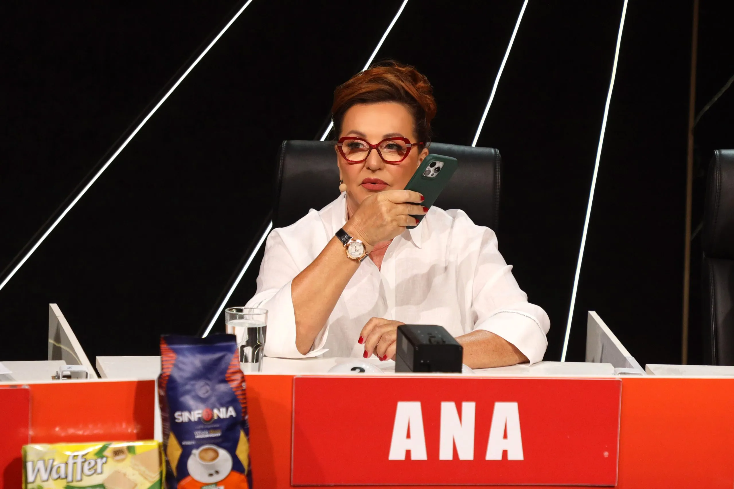 "I sada mi teško ide da živim bez njih": Ana Bekuta o Mrki i Zvezdama Granda VIDEO 11 ANA BEKUTA ZG SNIMANJE 20052025 FOTO MUNJA ok