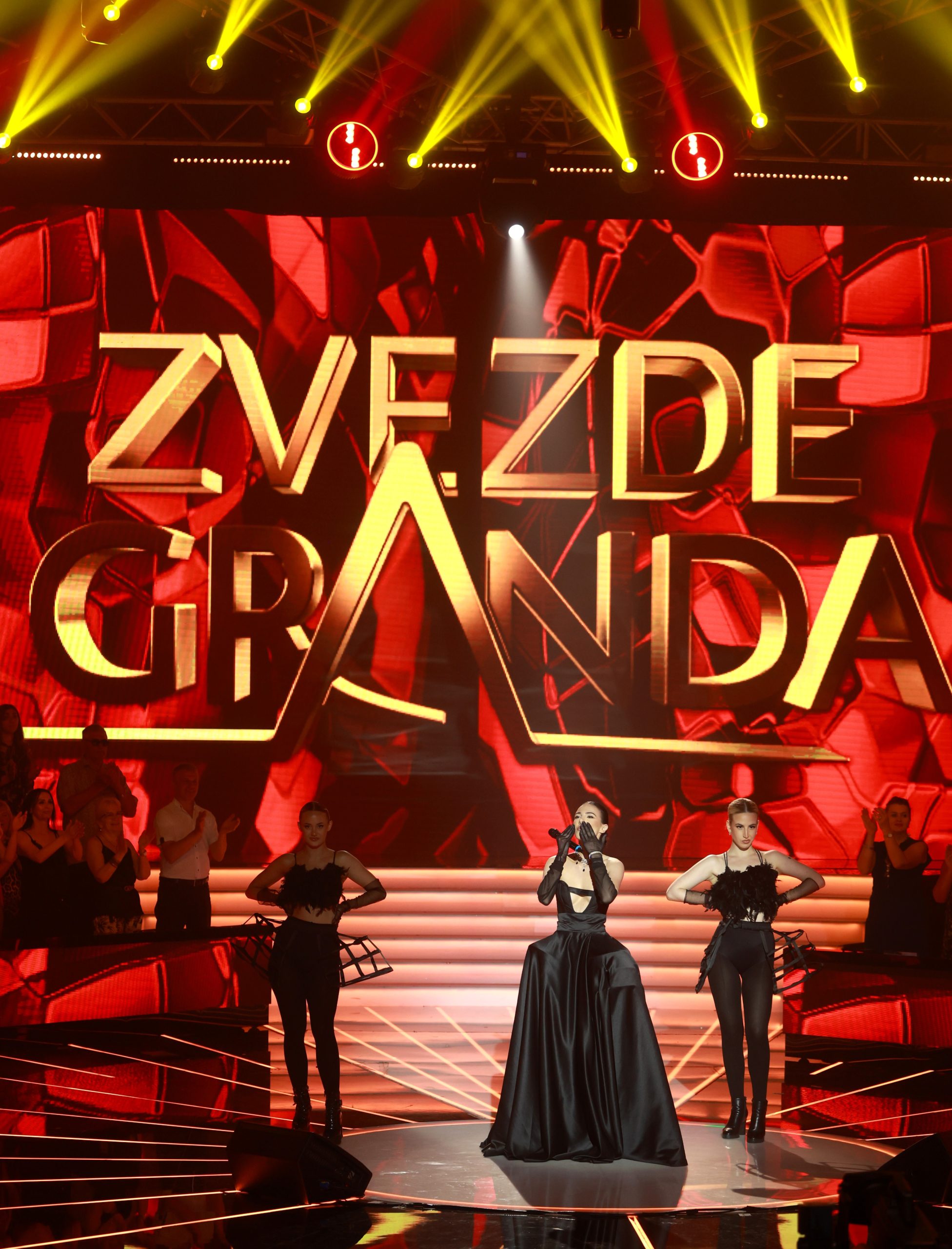 Nakon dešavanja u finalu ZG, Anji Mihailović se poremetili planovi: "Utiče na mene, ali ostajem ovde do kraja" (VIDEO) 6 ANJA MIHAJLOVIC ZG FINALE 25 ok