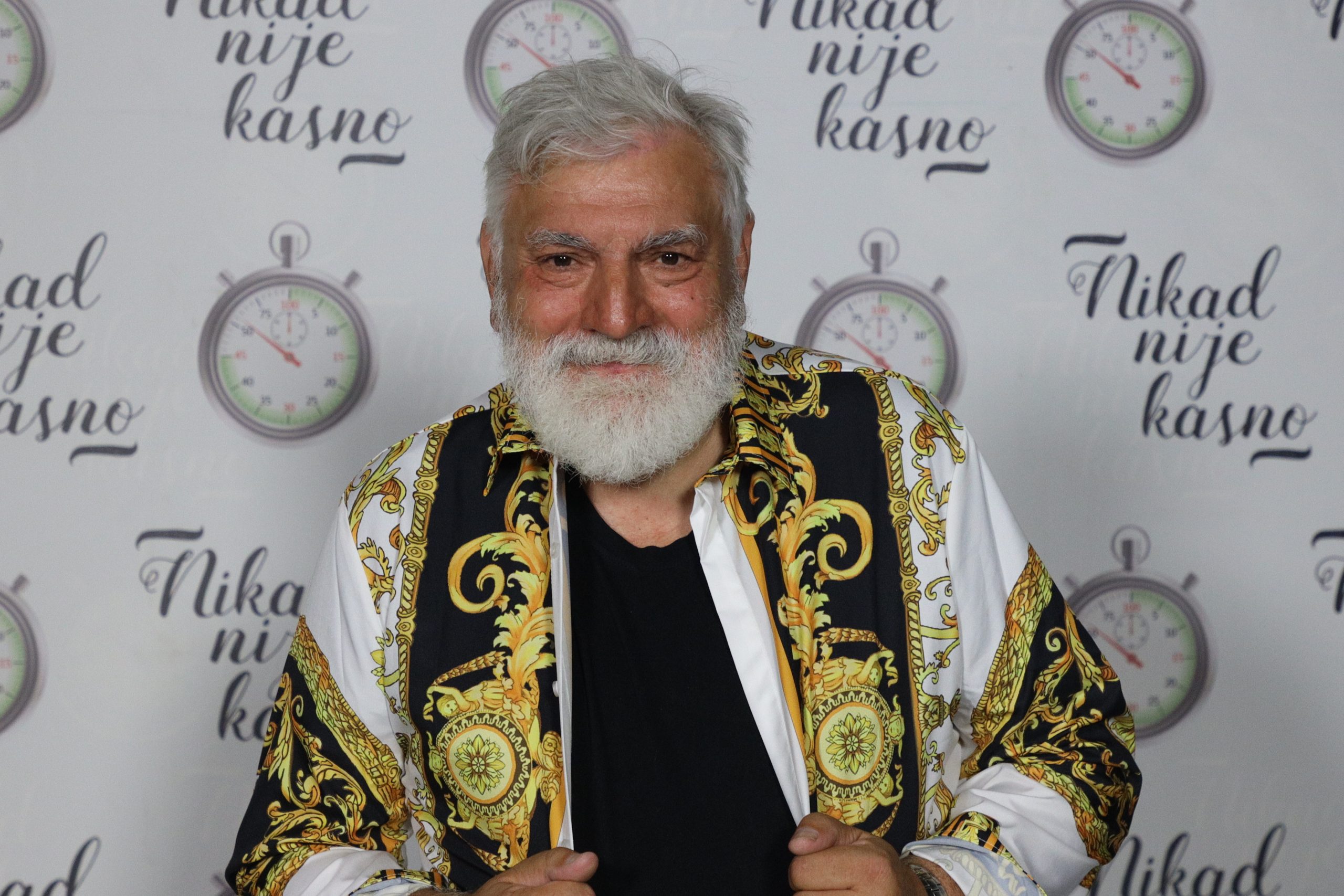 Otvoreno pismo Damira Komnenovića nakon što je završio takmičenje: "Moram vam priznati da sam se i zaljubio..." 5 DAMIR KOMNENOVIC 63 GOD. RIJEKA HR 2