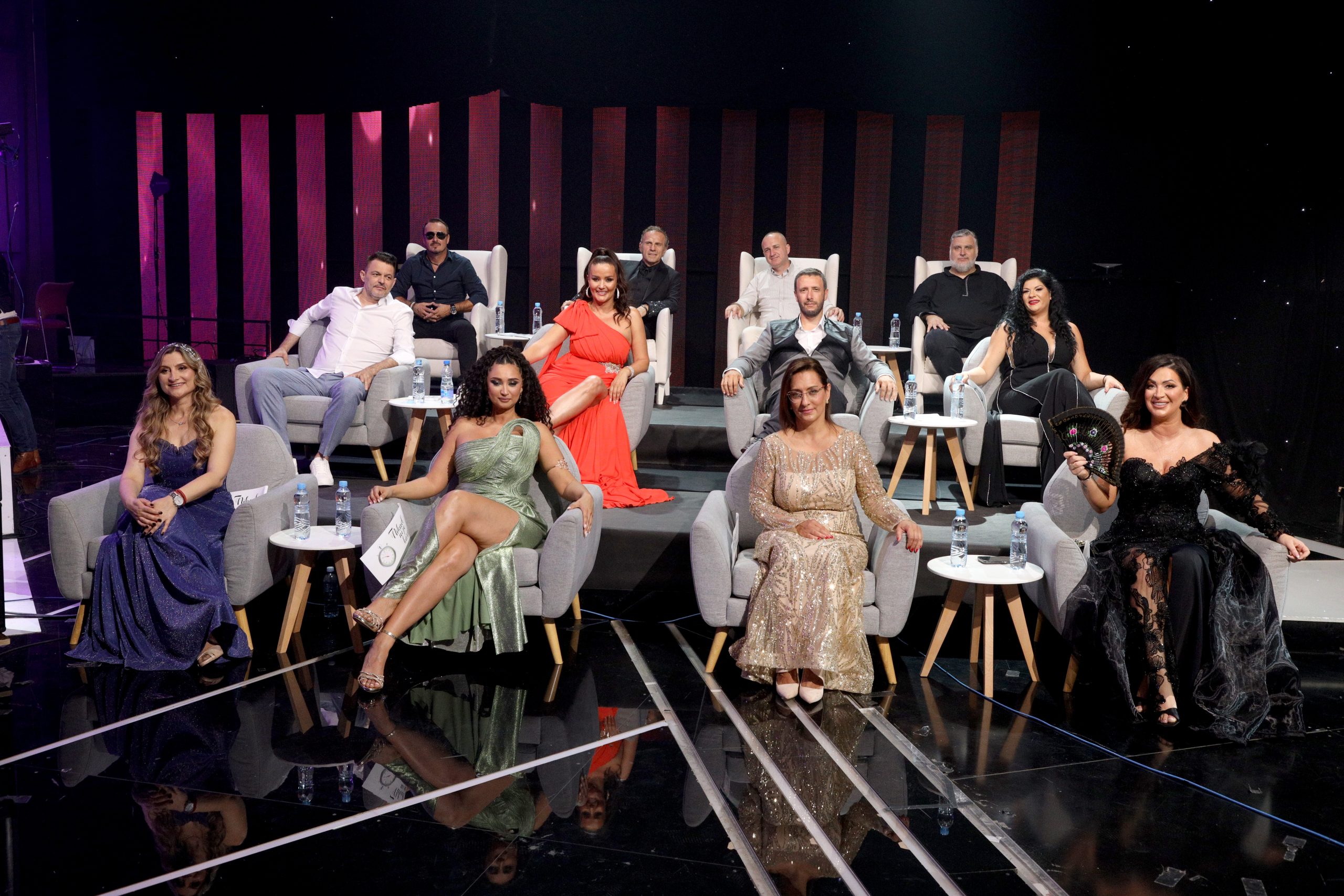 Publika bira SMS pobednika Nikad nije kasno, evo kako se glasa 7 FINALISTI NNK FINALE SNIMANJE 25062025 FOTOO MUNJA 28 ok