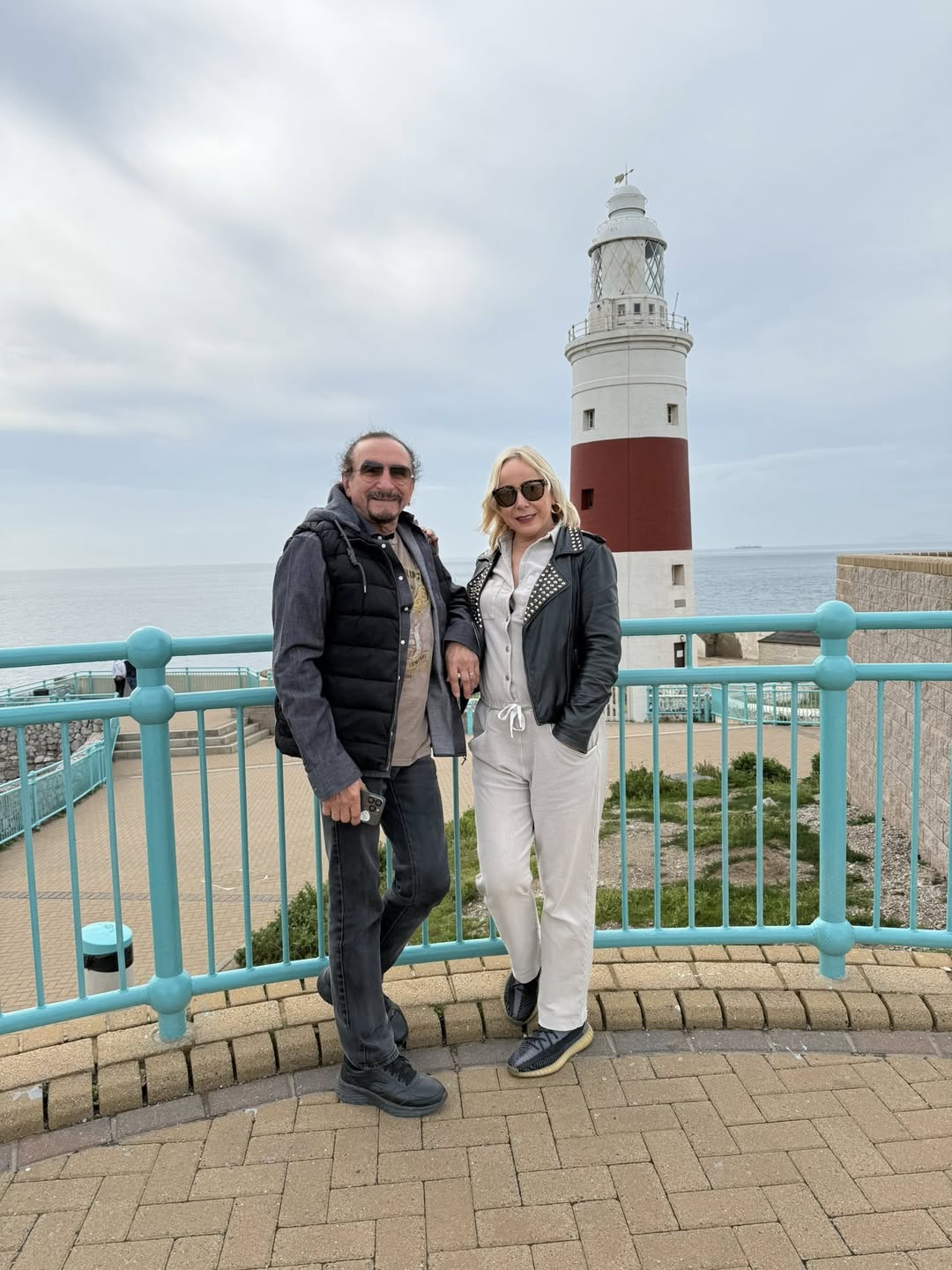Decenijama pevate i obožavate njegove pesme, a niko ne zna da mu je pravo ime Želimir 5 Gibraltar ononestonase godisnjica