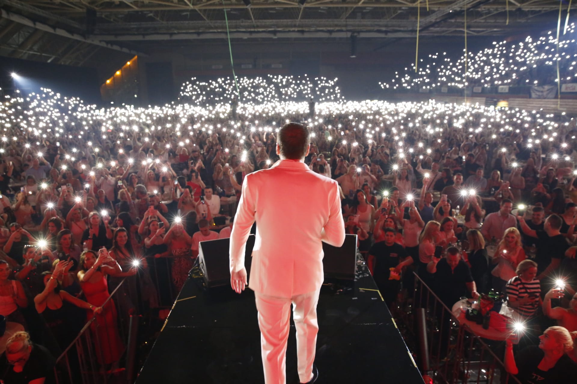 Spektakl Ace Pejovića u Sarajevu, 15. 000 ljudi pevalo uglas (VIDEO) 6 IMG 20250607 WA0008