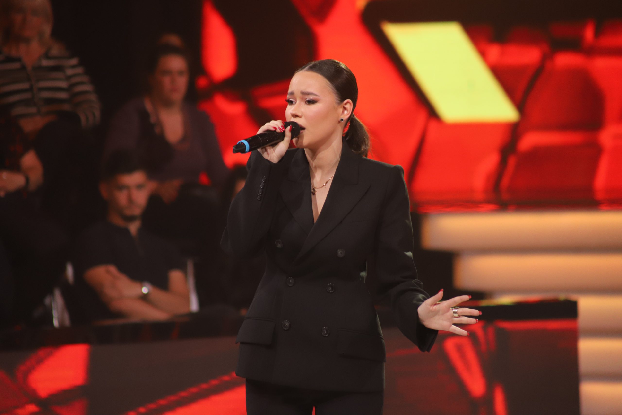 "Ovo nije takmičenje kulturno umetničkih društava" Bosanac iskritikovao najmlađu takmičarku 7 IMG 4280