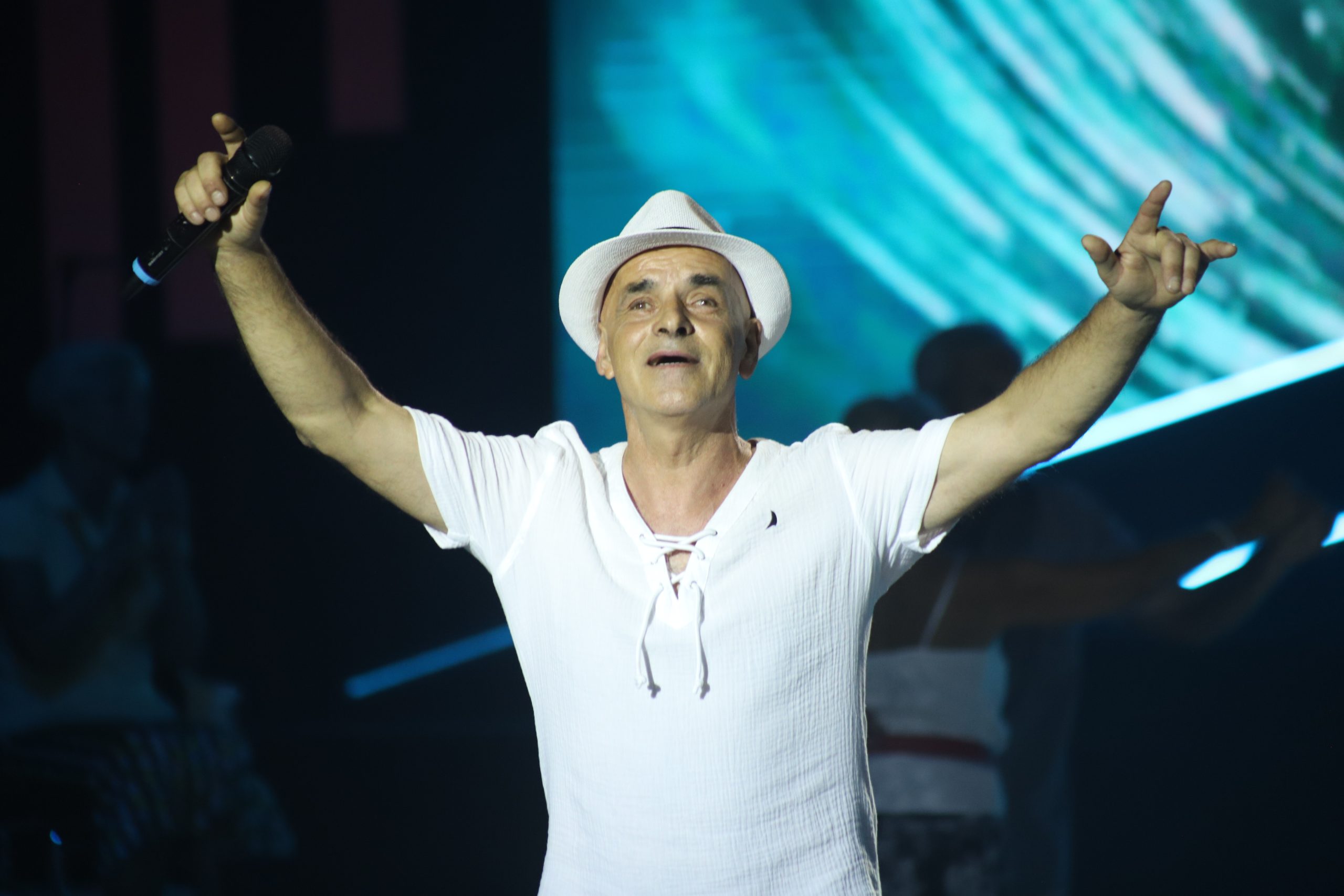 Nisvet Jusić promenio repertoar, Zijo Valentino mu dao hit savet: "Ušao si u biznis, idemo do stoje" 6 IMG 6672