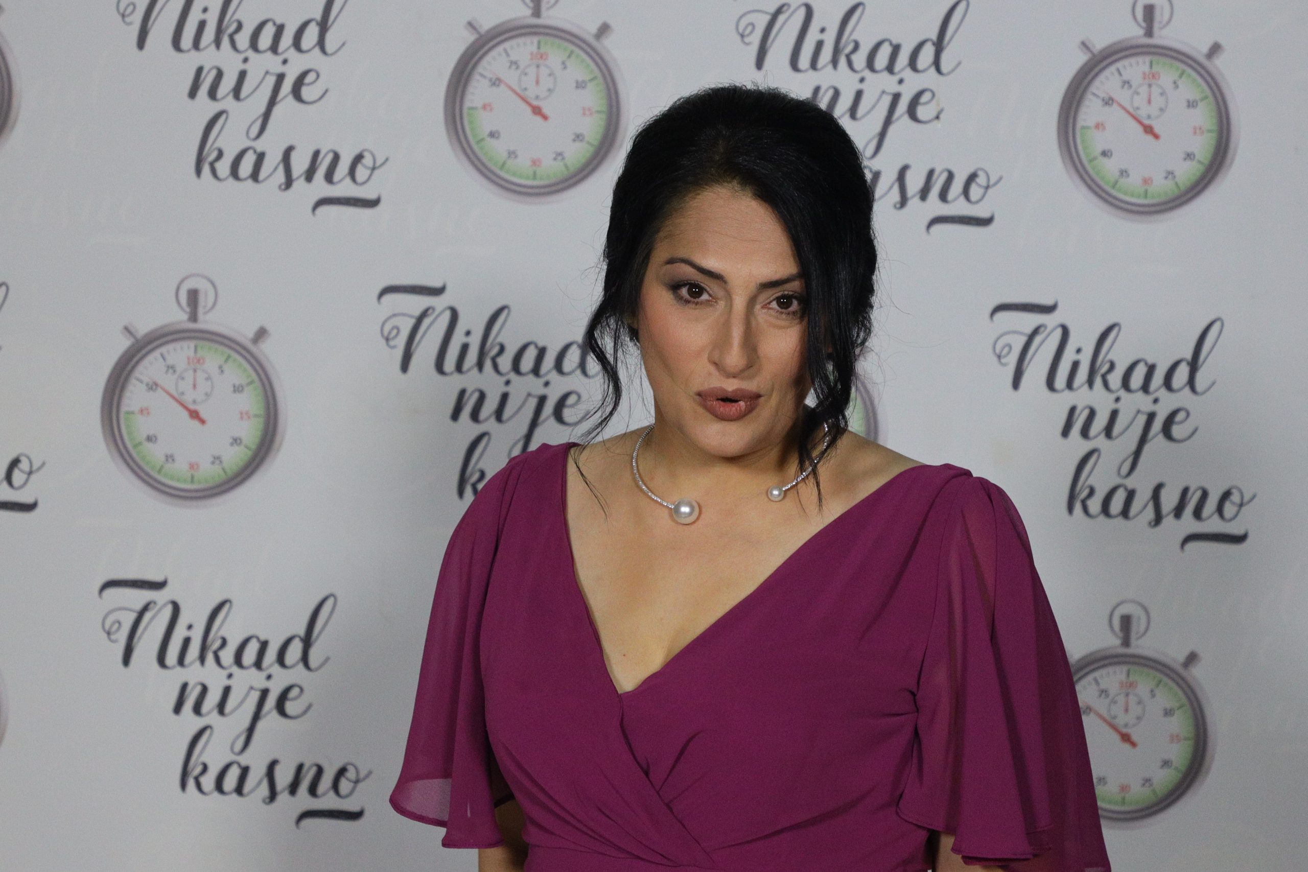 Isidora Jovanović bez dlake na jeziku nakon polufinala: "Znaju da sam malo nezgodna kad mi neko soli pamet" VIDEO 9 ISIDORA JOVANOVIC 42 GOD. NIS 2