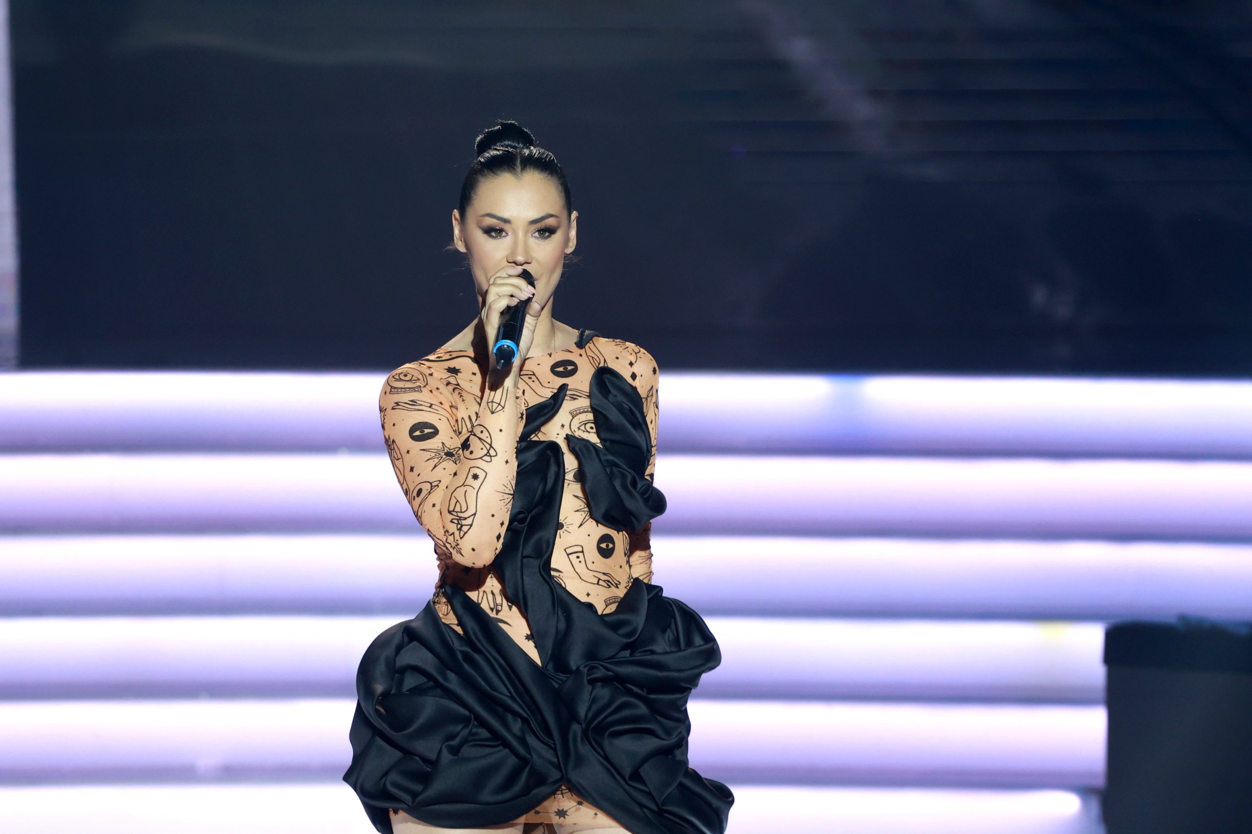 Uživo Zvezde Granda: Prvo finale bez Saše Popovića, publika bira novu zvezdu 27 KATARINA GRUJO ZG FINALE 3 ok