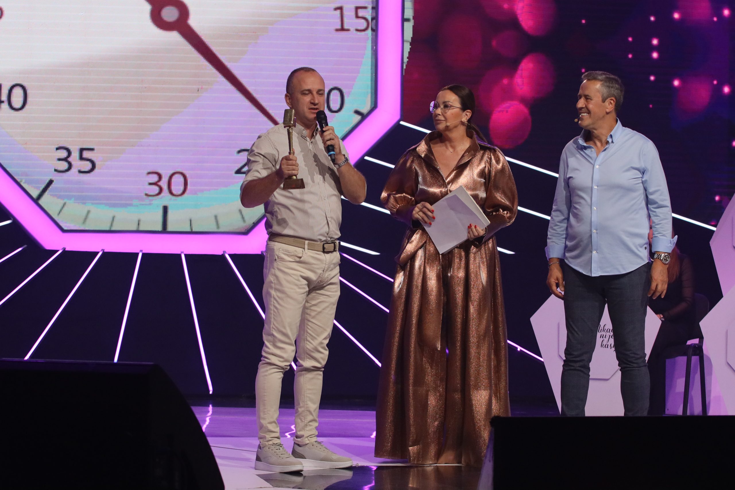 Kire Naunovski još uvek ne može da veruje da je pobedio u Nikad nije kasno: "U šoku sam" 6 KIRE NAUNOVSKI 2