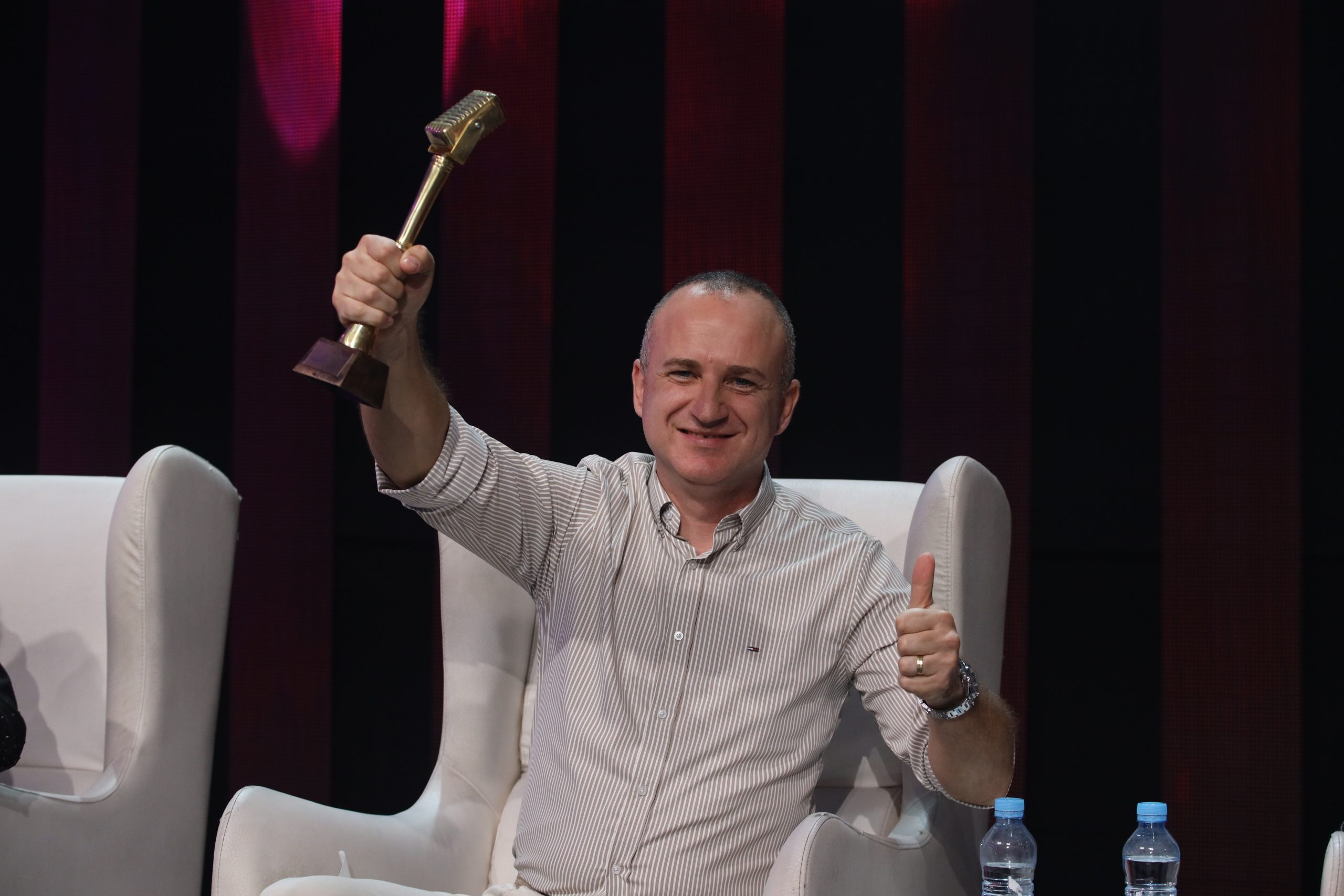 Kire Naunovski još uvek ne može da veruje da je pobedio u Nikad nije kasno: "U šoku sam" 5 KIRE NAUNOVSKI 3