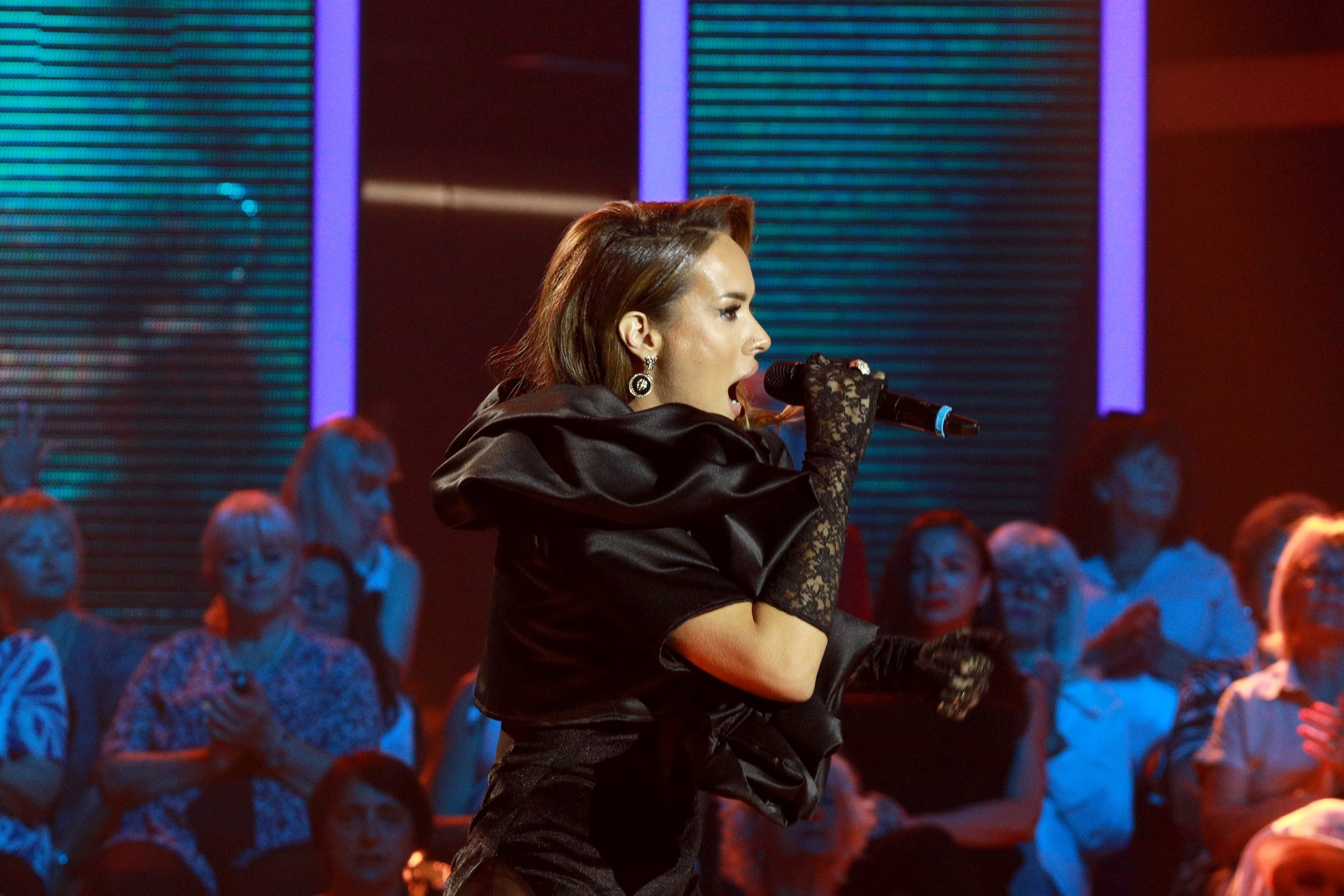 'Moderna žena' u punom sjaju: Kristina Krstičević spojila Rozgu i Holivud u Zvezdama Granda (VIDEO) 6 KRISTINA KRSTICEVIC ZG FINALE 2 ok