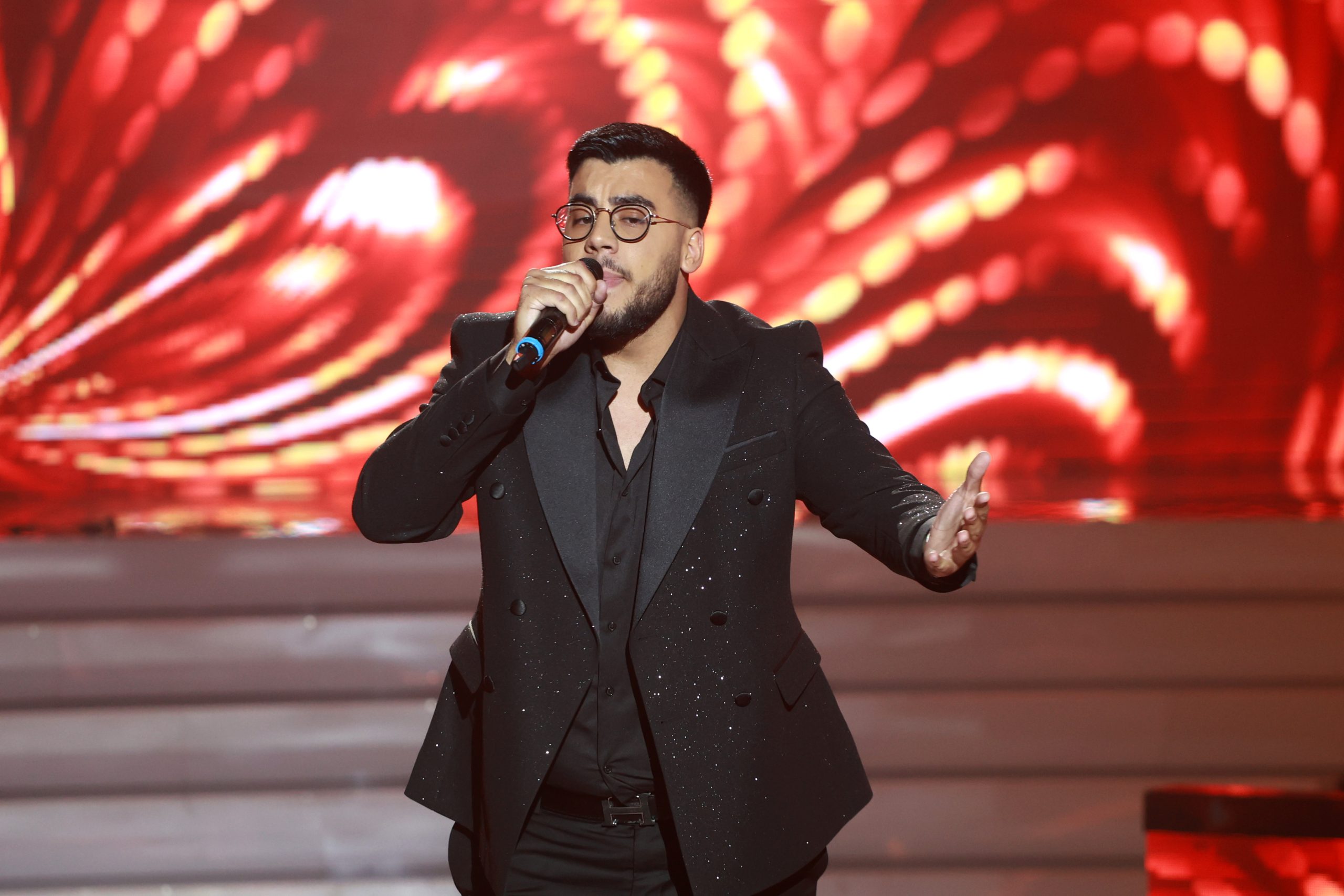 Zvezde Granda uživo: 5 država se takmiči, ko će biti pobednik? 16 LUKA LUKIC ZG FINALE 11 ok
