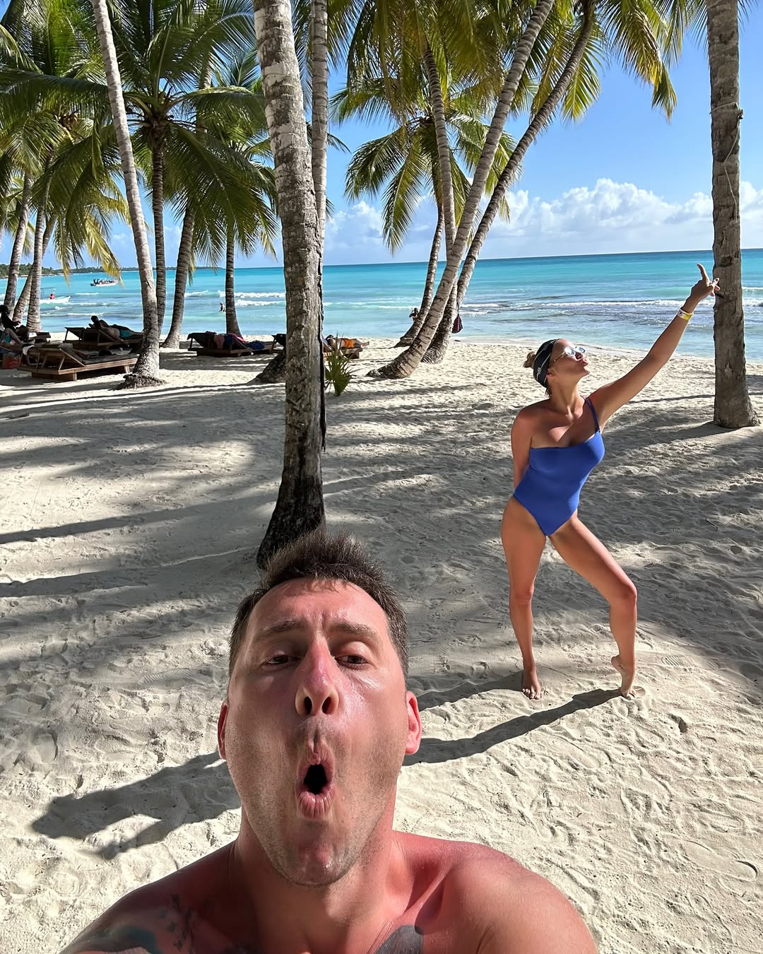 Muž Marije Mikić (36) pokazao isklesano telo, devojke odlepile 7 Ljubav a ne djir⛵️ 1