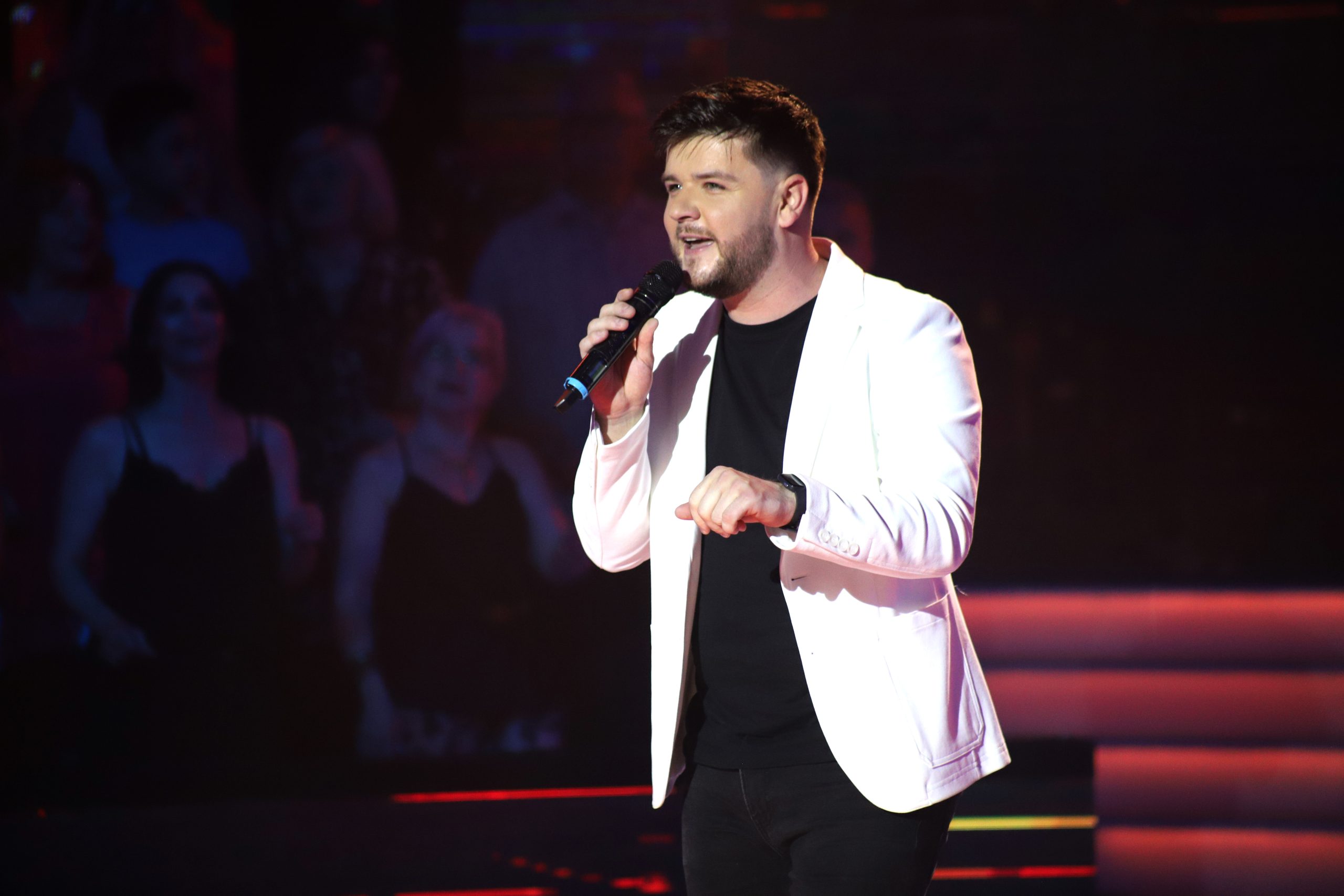 Nikad razigraniji! Mate Milićević doneo pravu žurku u veliko finale i podigao publiku na noge VIDEO 7 MATE MILICEVIC ZG FINALE 1 ok