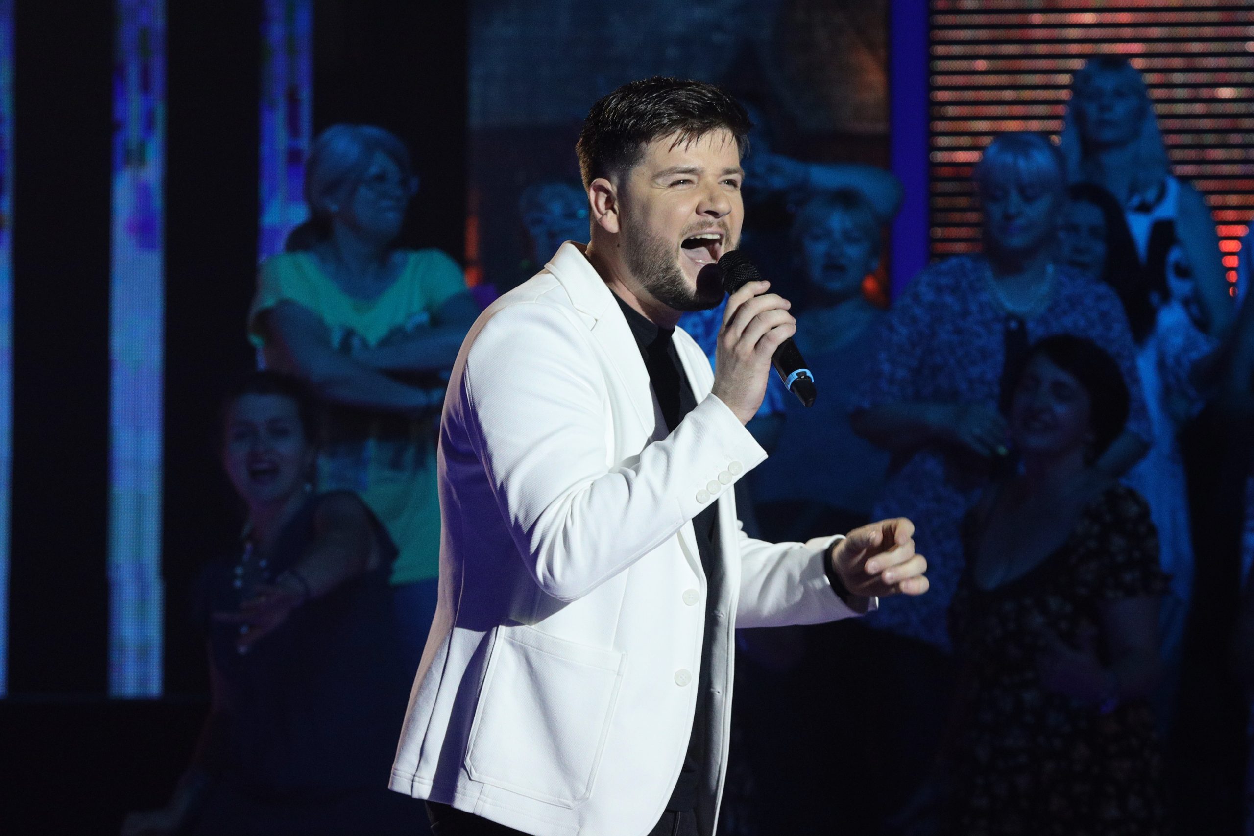 Uživo Zvezde Granda: Prvo finale bez Saše Popovića, publika bira novu zvezdu 36 MATE MILICEVIC ZG FINALE 3 ok