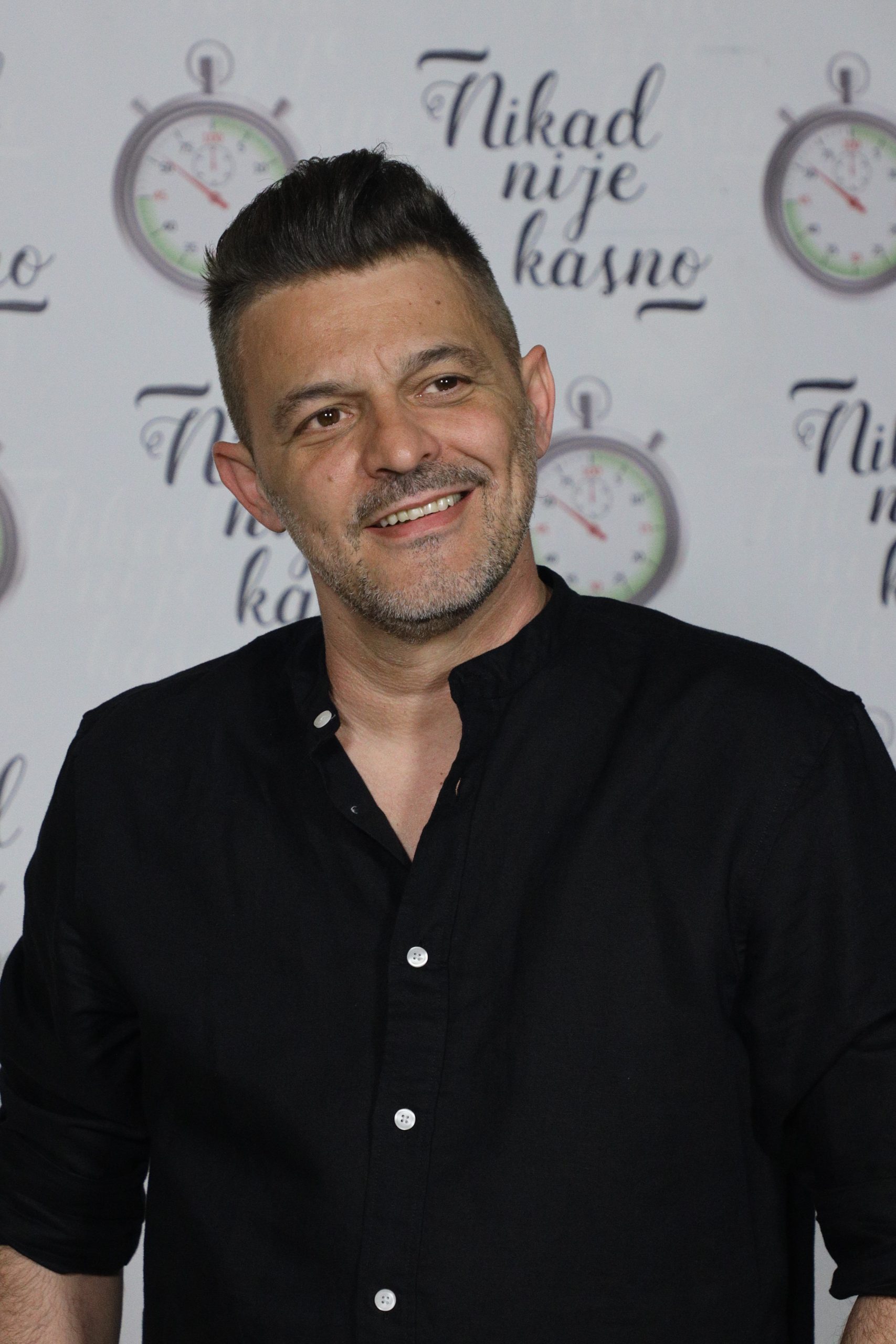 Miroslav Todosovski otvorio dušu pred finale, pomenuo bivše devojke: "Bio sam zaljubljive sorte" VIDEO 8 MIROSLAV TODOSOVSKI MIRO 48 GOD. LJUBLJANA 1