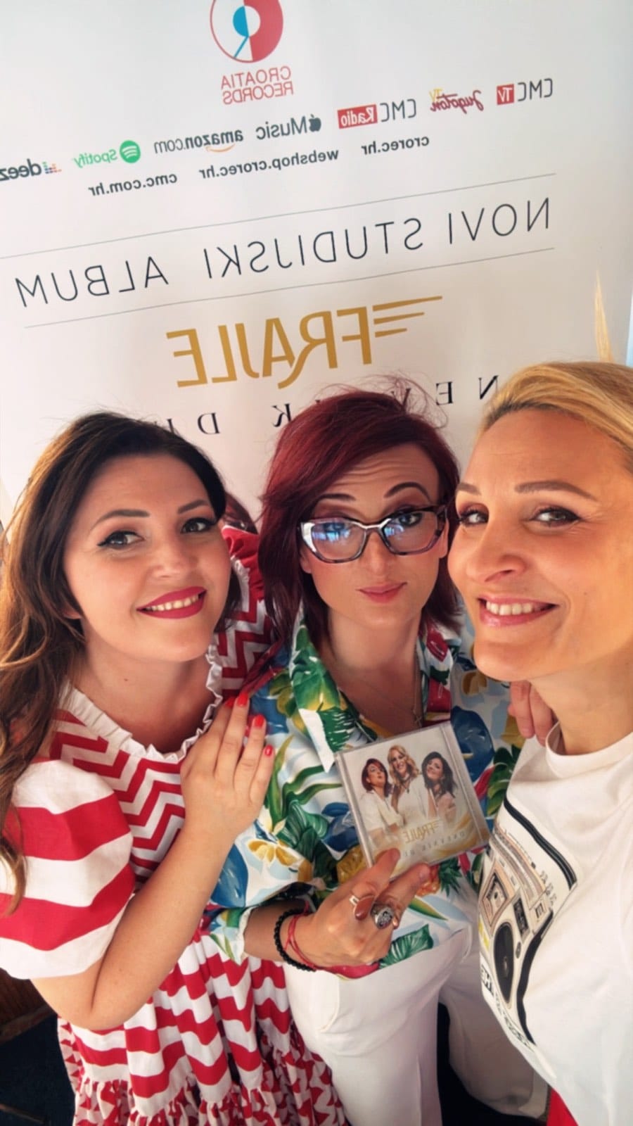 Na talasima mora: „Frajle“ novim albumom i singlom otpočele leto, pa poručile: „Deo ste naših duša“ FOTO 6 PHOTO 2025 06 08 17 15 20