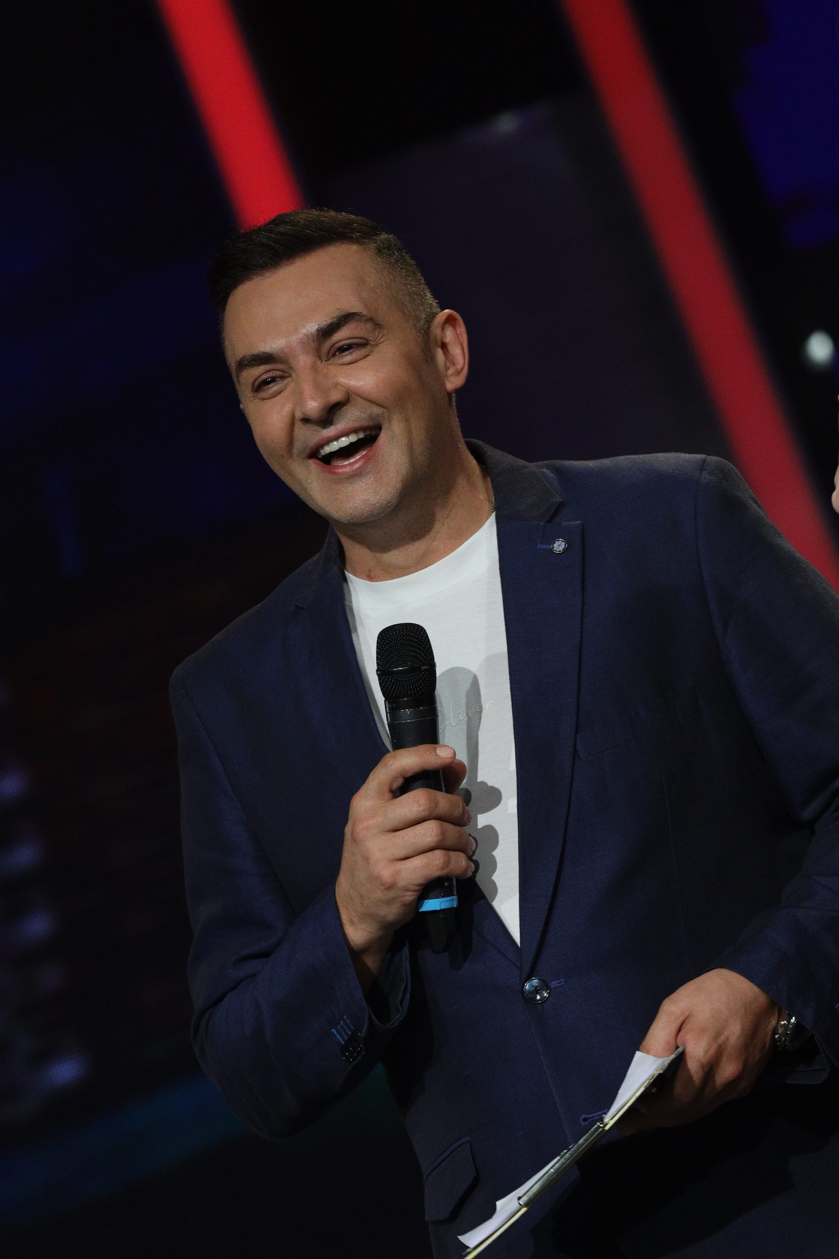 "Kako su krenuli sa platama u medijima, svi ćemo se prebaciti u majstore" Grandov voditelj sam radi kupatilo VIDEO 11 TIHOMIR TEPIC GP SNIMANJE 10062025 FOTO MUNJA 7