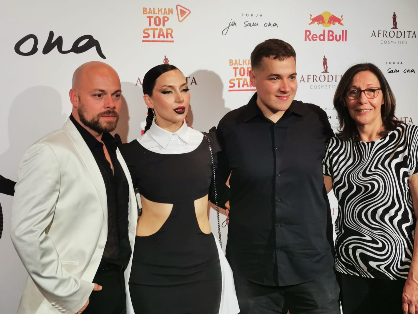 Zorja Pajić okupila pola estrade na promociji, pevačicin muž prvi put u javnosti VIDEO 11 WhatsApp Image 2025 06 03 at 19.39.36