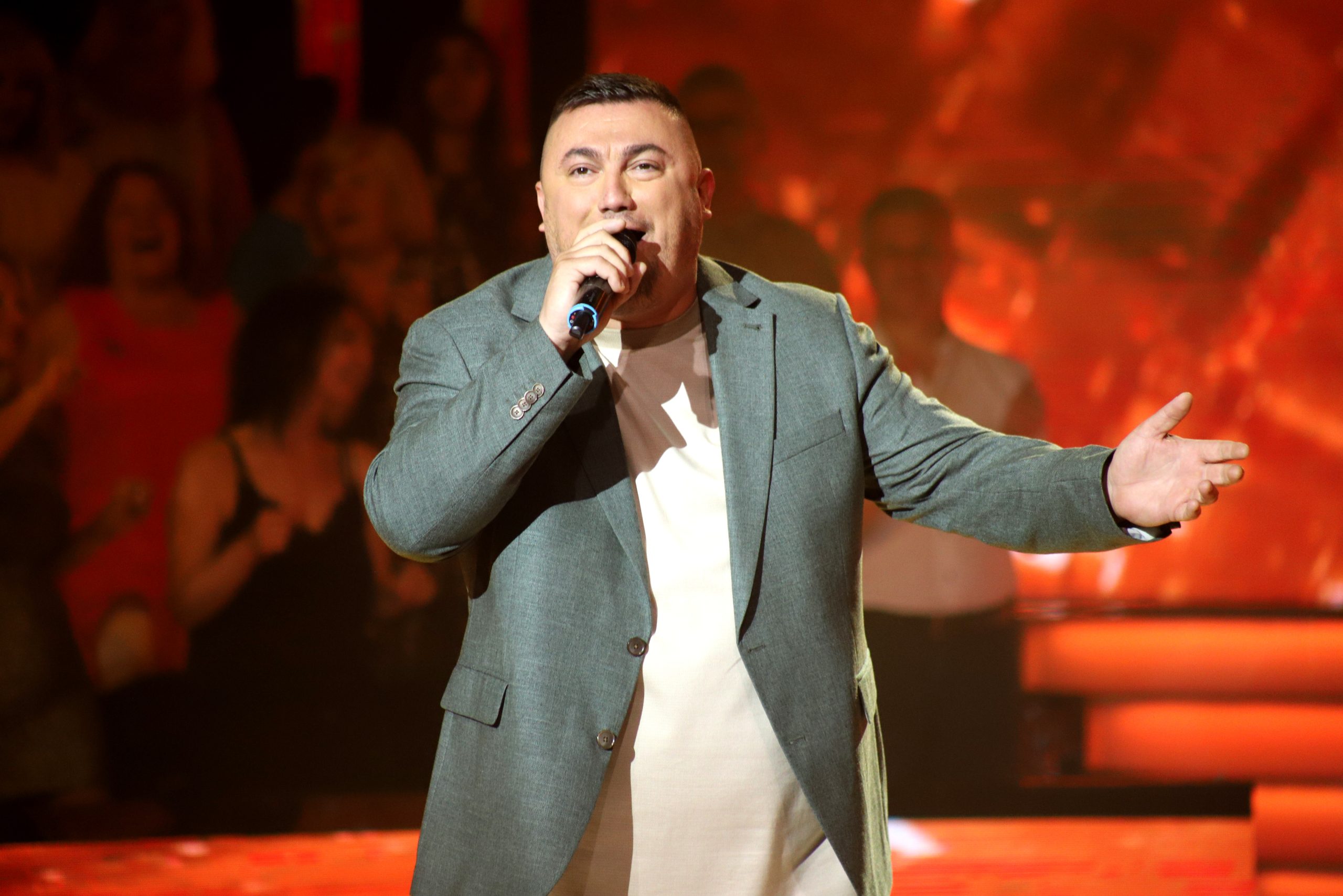 Uživo Zvezde Granda: Prvo finale bez Saše Popovića, publika bira novu zvezdu 31 ZORAN RUZIC FERARI ZG FINALE 7 ok