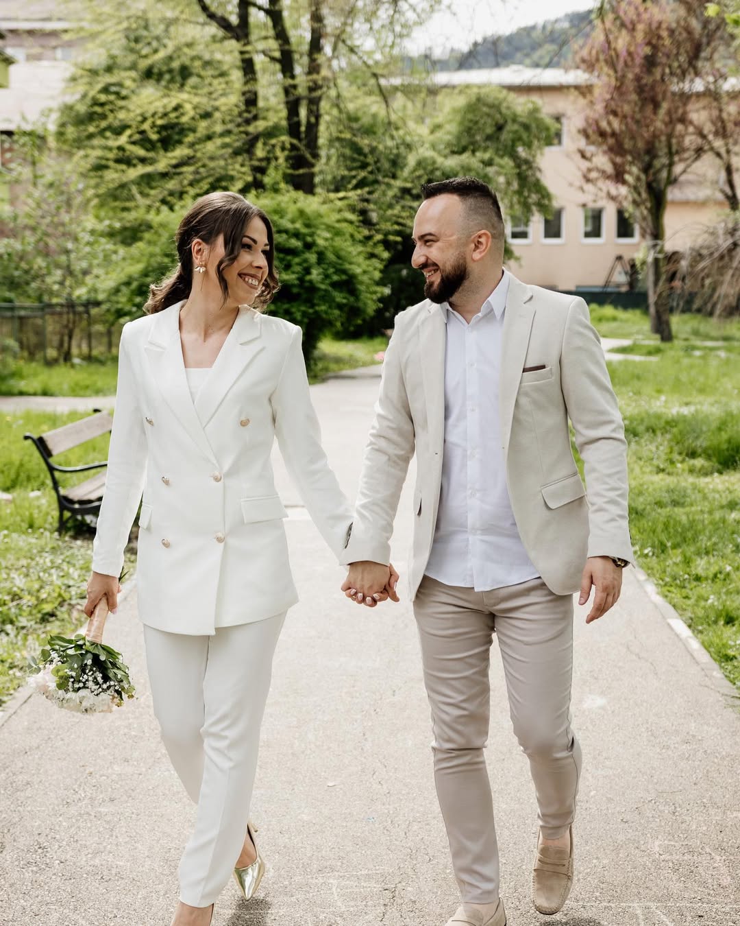 Ovaj muzičar je suprug Nine Karahođe (FOTO) 10 almedina nina karahodja muz 3