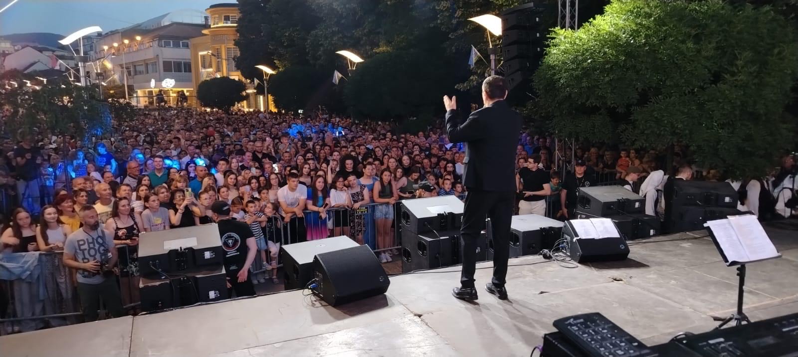 Uvek ti se vraćam grade moj: Dragan Kojić Keba priredio muzički spektakl u rodnoj Loznici 6 eb4901a0 b97b 464a 8169 f95568ff6ee9