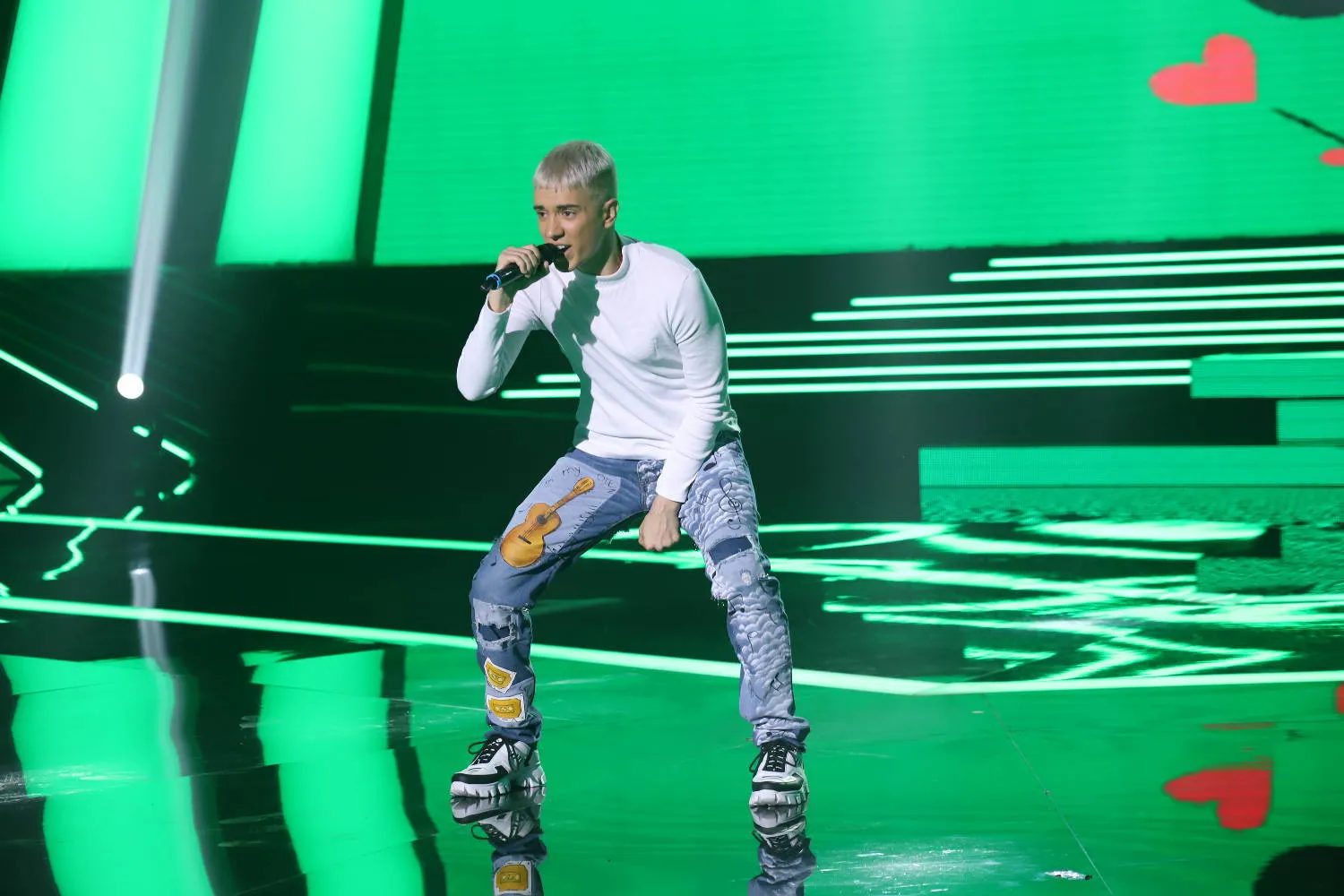 Ivan Simić sa knedlom u grlu progovorio o Saši Popoviću: "Čovek poput njega je prepoznao nešto u meni" VIDEO 8 image 22 3