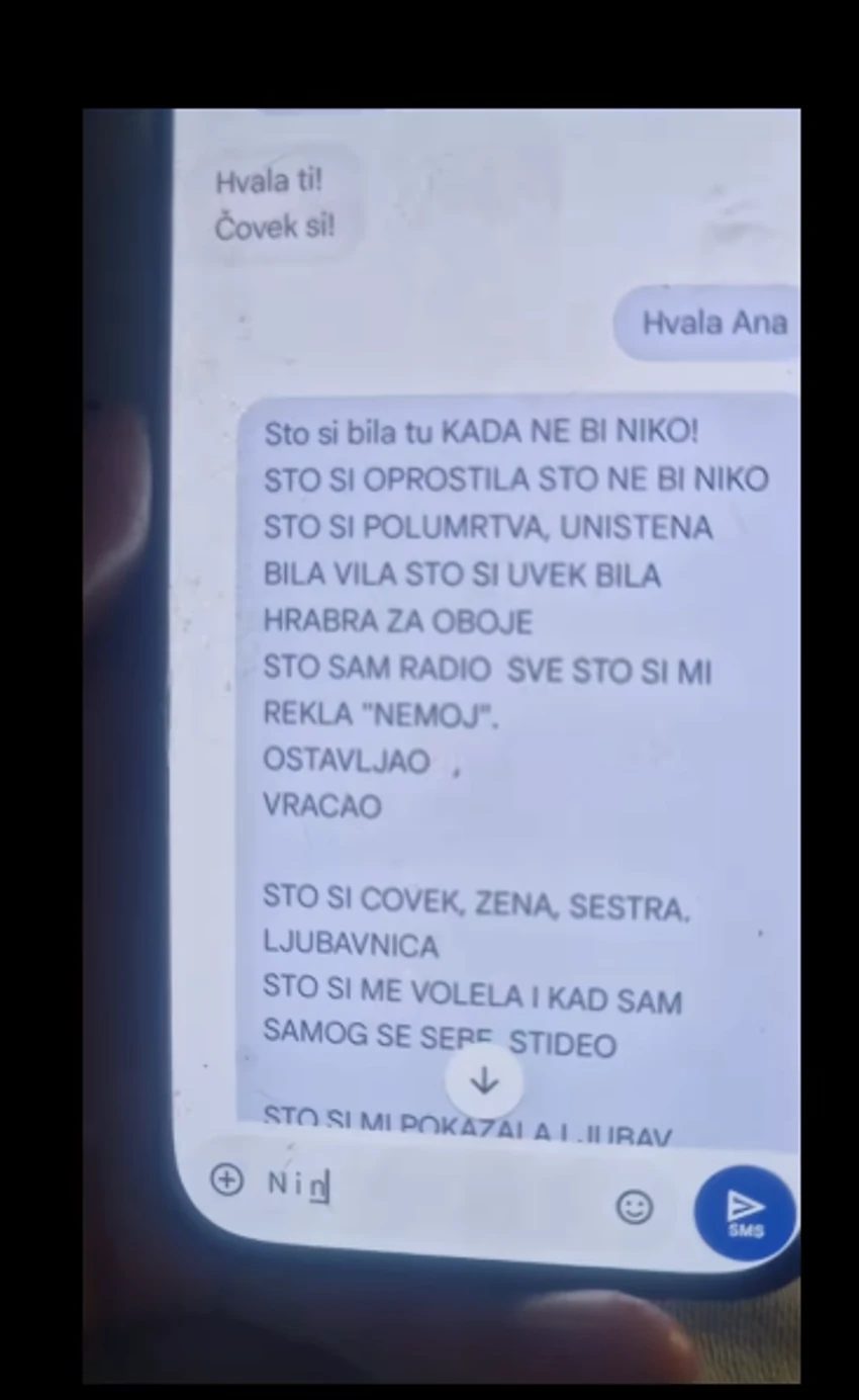 Rale na kolenima molio Anu Nikolić za oproštaj, pevačica javno podelila sve poruke: "Dok sam živ kajaću se" 6 image 9