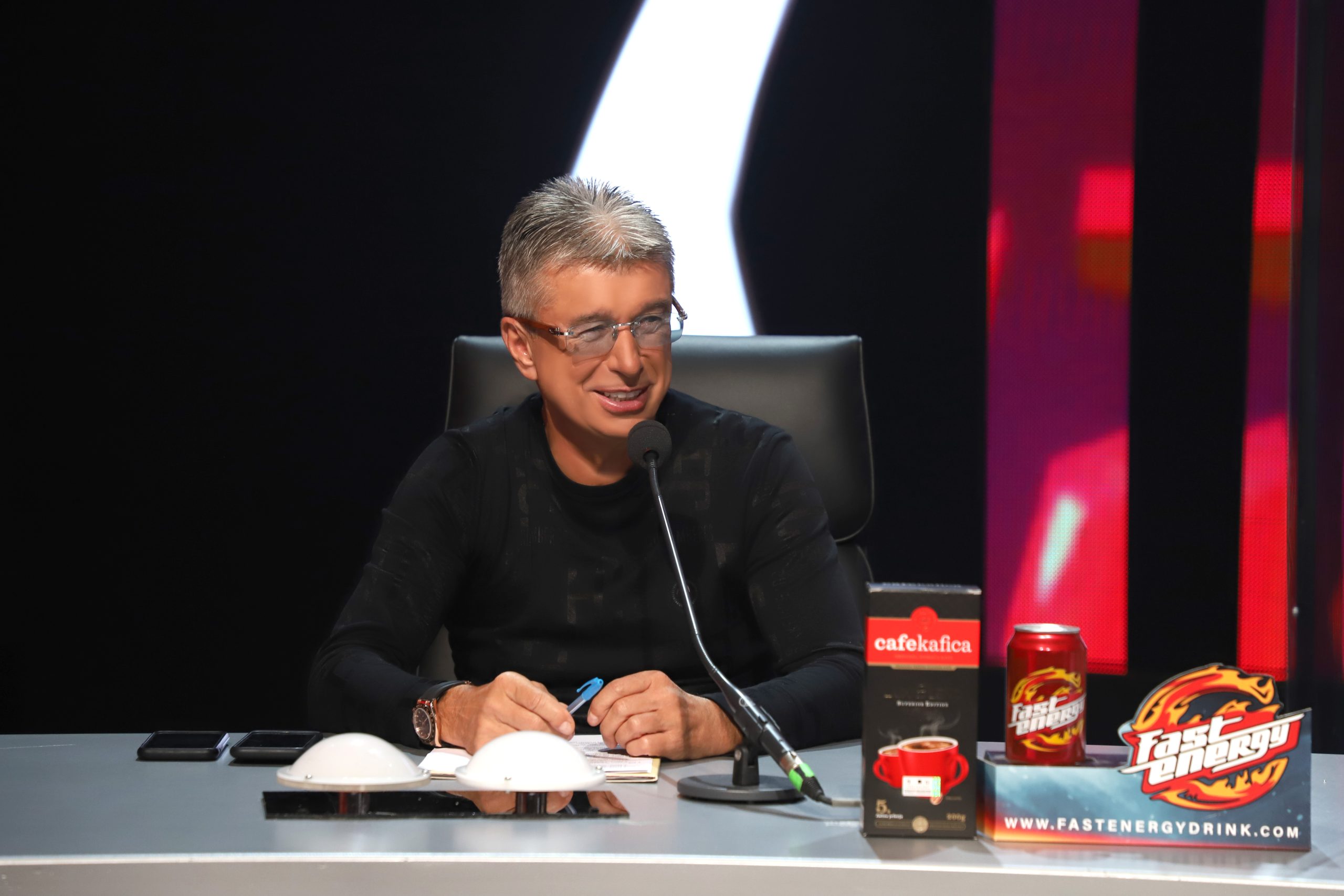 Ana Sević stigla na finale "Zvezde Granda", pa otkrila šta joj je Popović rekao pred smrt: "Taj savet mi je ostao u glavi" 7 sasa popovic ok foto munja 11