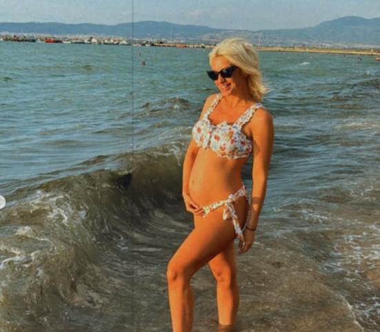 Anja Mit pokazala trudnički stomak, glumica blista od sreće FOTO 8 2315810