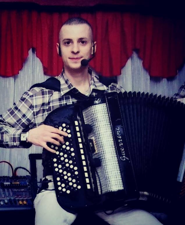 Umro mladi harmonikaš: Sedam godina se borio sa bolešću 7 51904375 10213635151224971 271401087968215040 n
