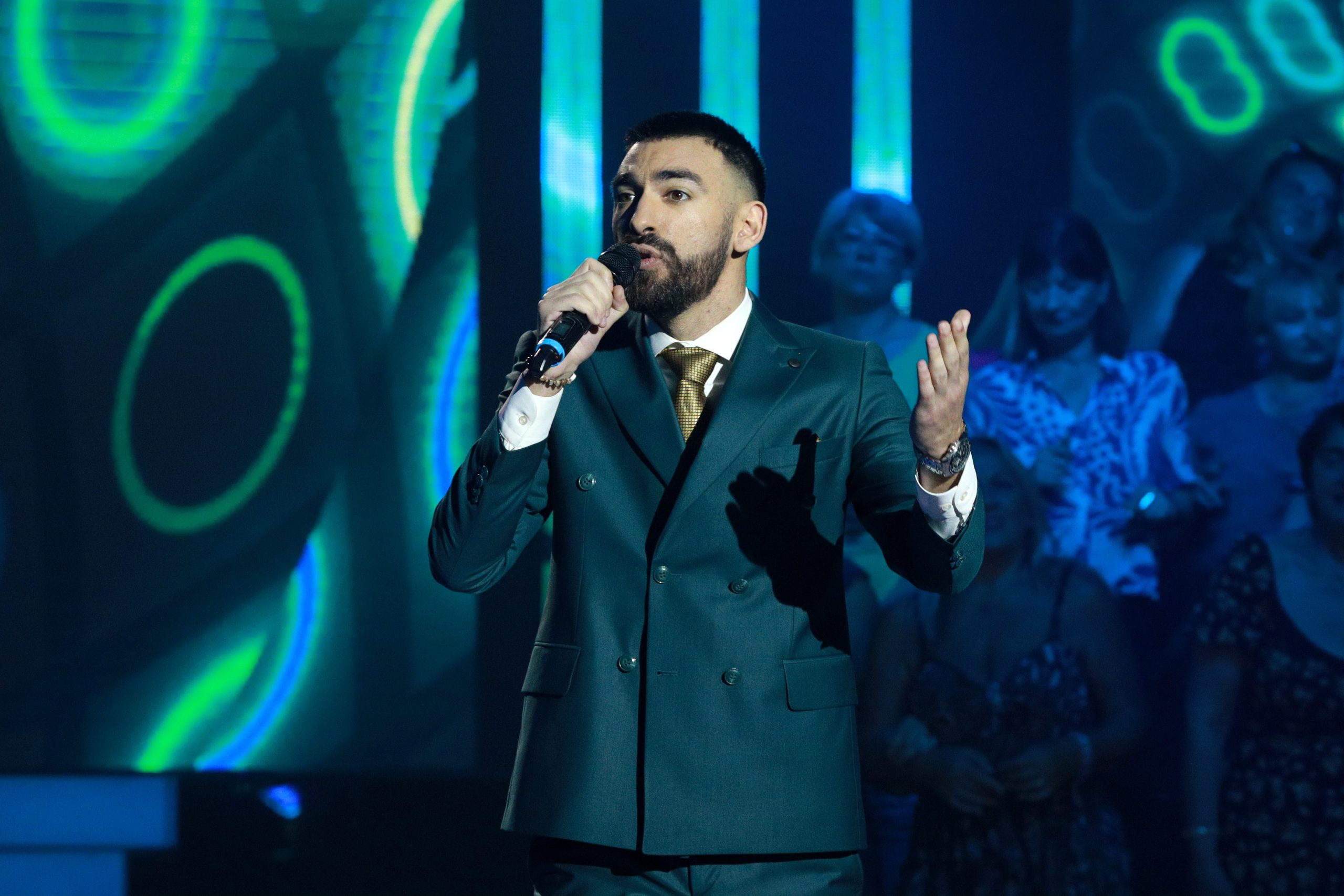 Zvezde Granda uživo: 5 država se takmiči, ko će biti pobednik? 20 DENI RAMCEVIC ZG FINALE 2 ok