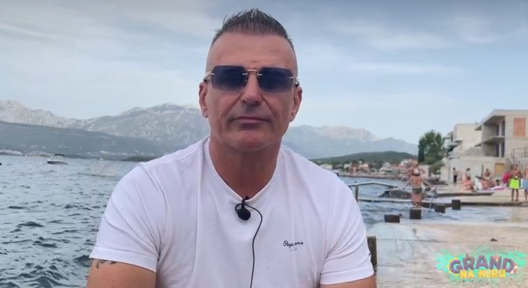 Strahinjina pesma odzvanja Balkanom, ujak u suzama: "Stihovi će biti uklesani u spomenik" (VIDEO) 5 DRASKO NASLOVNA