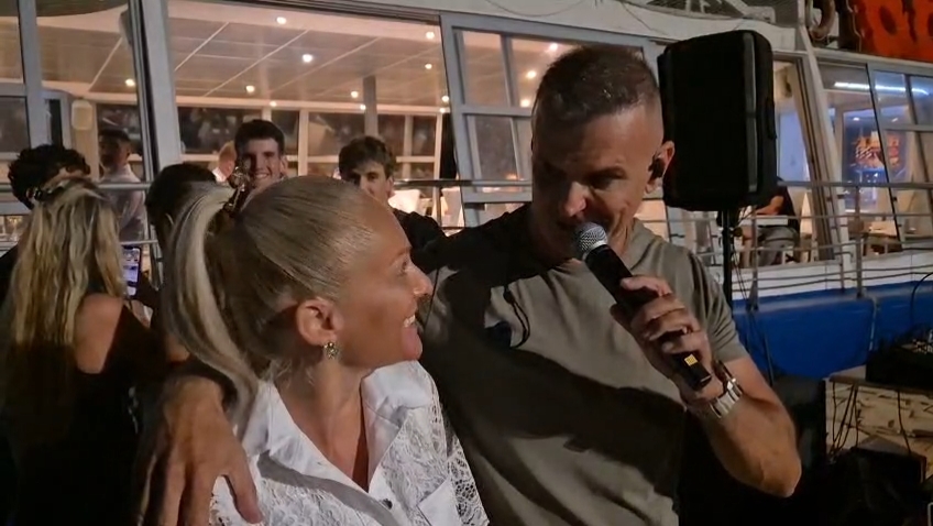Dejan Drašković priredio šou za pamćenje, jedan umetnik mu se neočekivano pridružio na sceni VIDEO 7 Dejan Draskovic 2