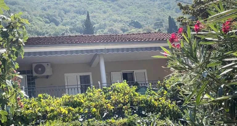 vila nede ukraden u crnoj gori