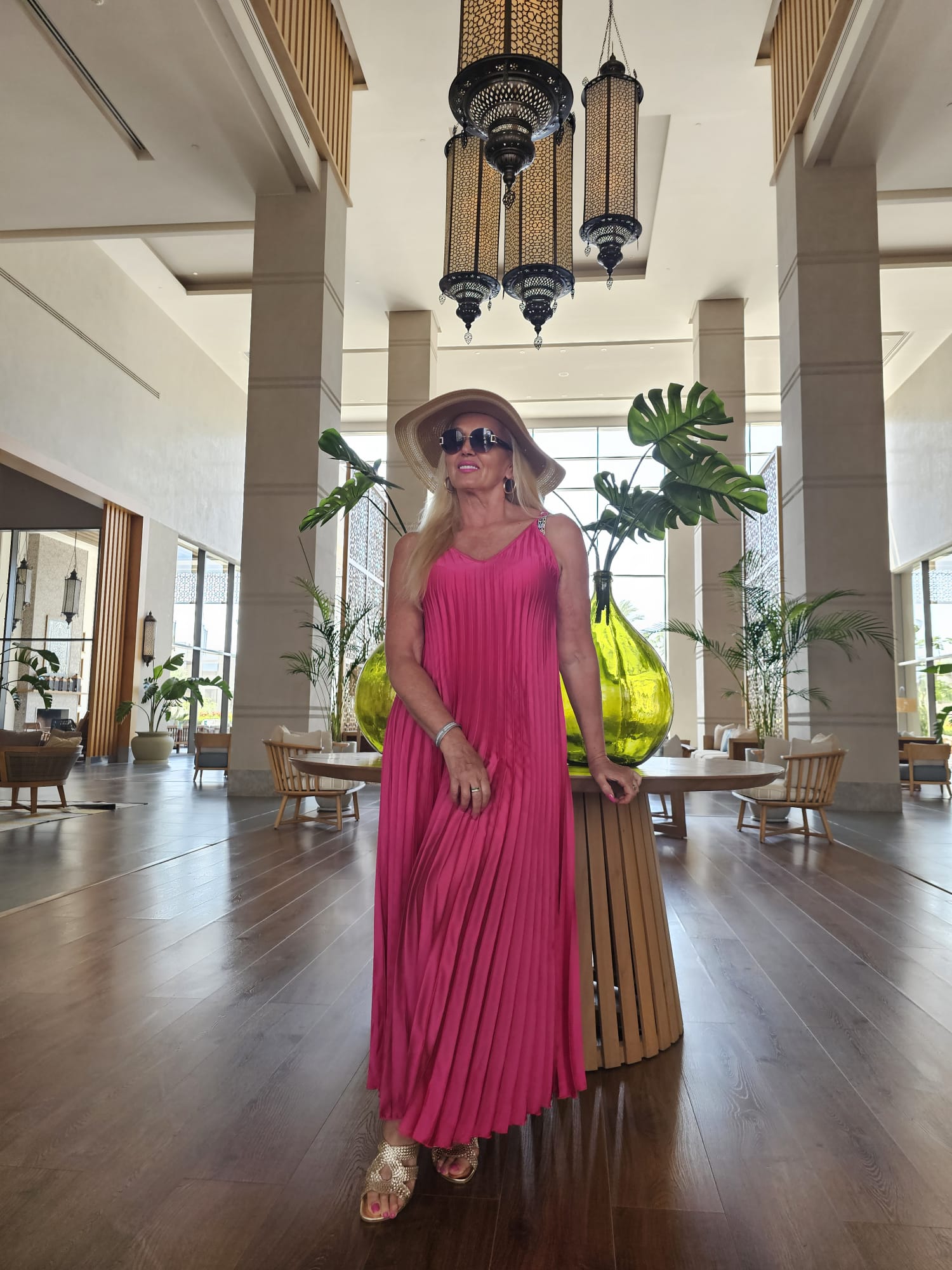 Branka Sovrlić letuje sa poznatim voditeljem na luks destinaciji (FOTO) 7 IMG 20250701 WA0007