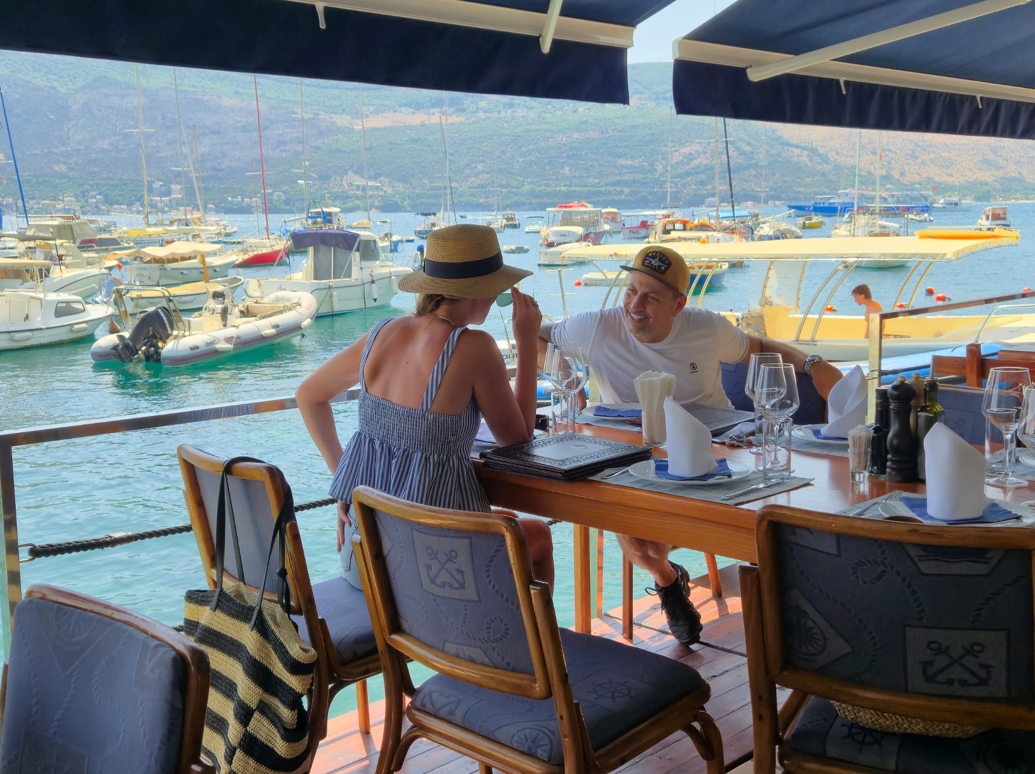 Posle priče o pucnjavi, uhvatili smo pevača u luksuznom restoranu (VIDEO) 8 IMG 20250725 WA0014