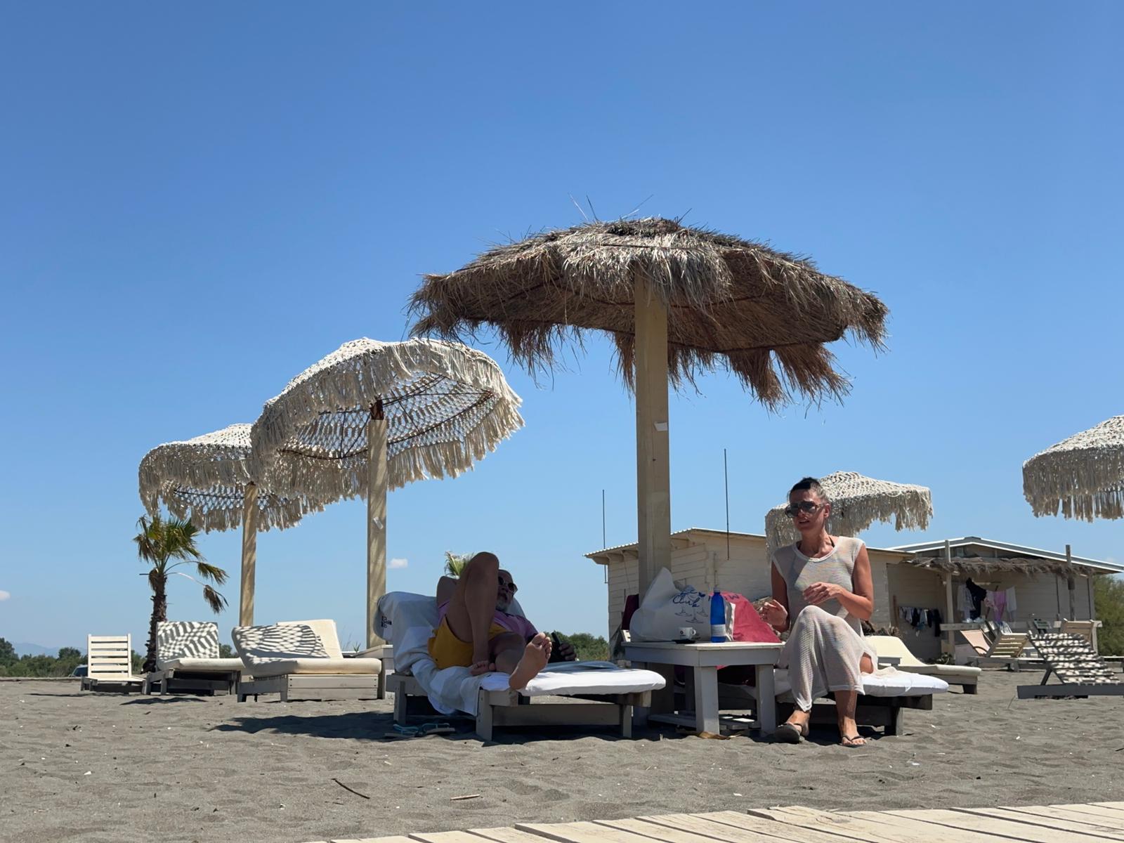 Voditeljka godinama krije privatan život, a sada smo je uhvatili u zagrljaju dugogodišnjeg partnera (FOTO) 7 IMG 20250731 WA0004